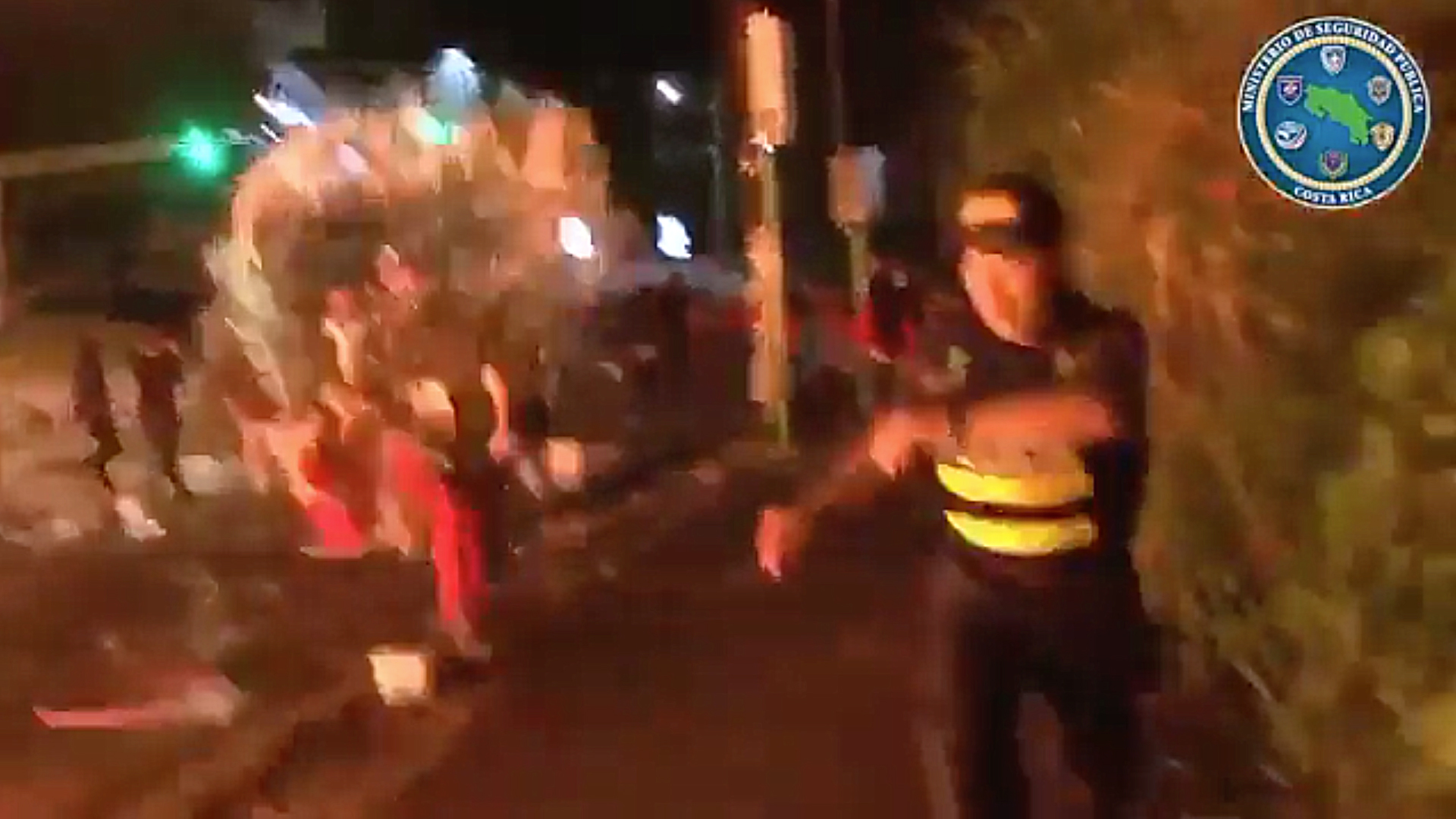 22/11/2019 Levantan bloqueo en las afueras de la UCR. Foto: MSP