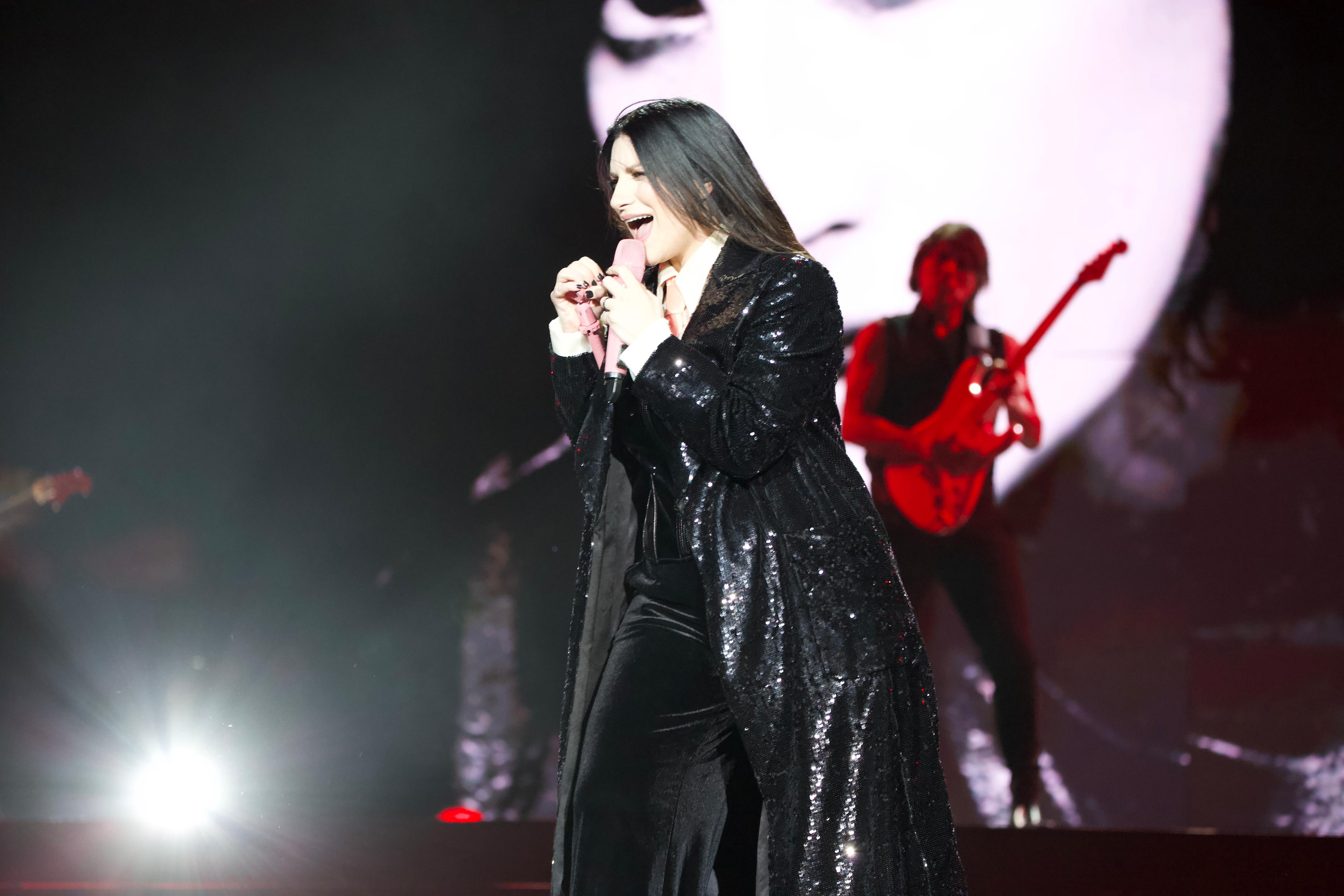 Laura Pausini en concierto en Parque Viva 13 de marzo 2024