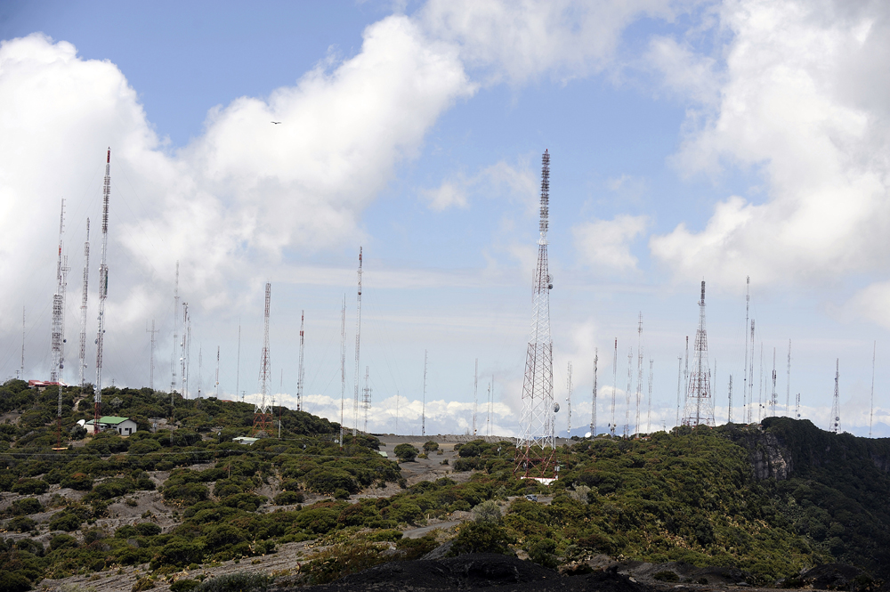 Torres del Irazú serán corridas para evitar fallos en comunicaciones
