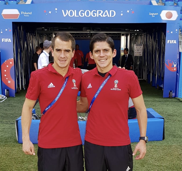 El central Ricardo Montero (derecha) junto al asistente Juan Carlos Mora (izquierda). Foto: Cortesía