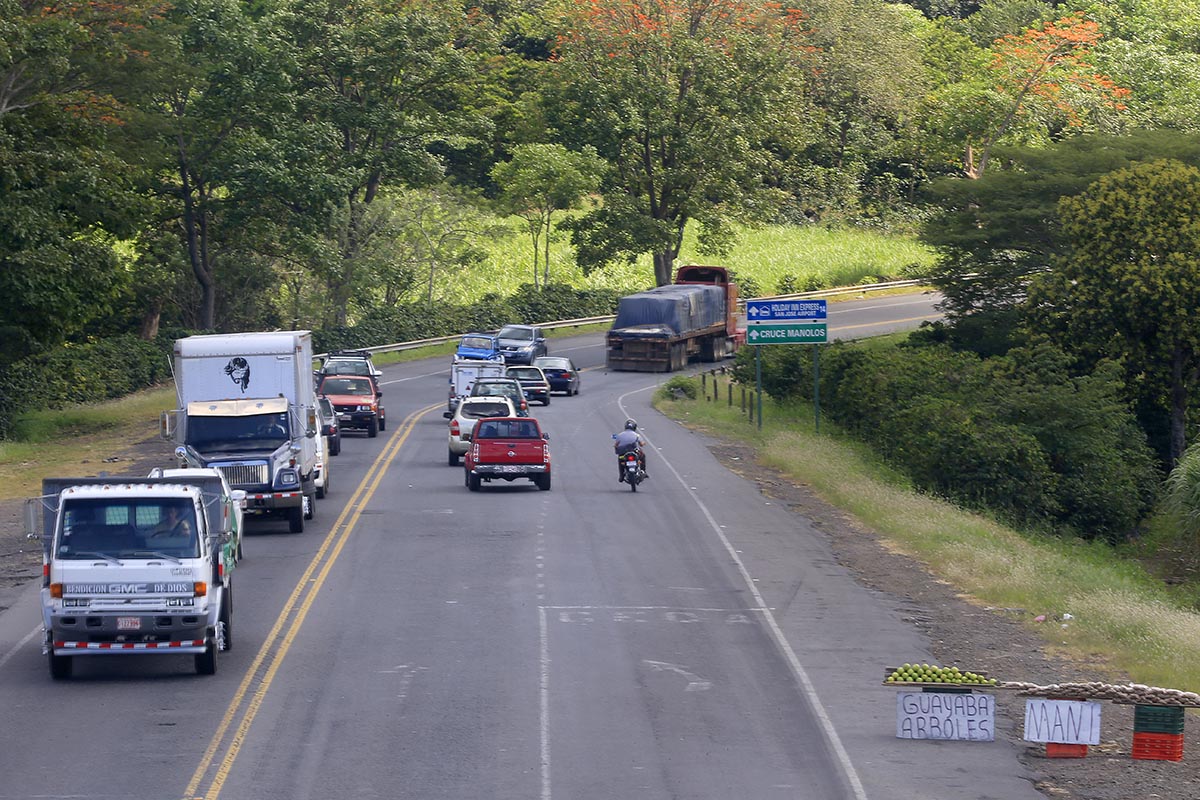 Ampliar los 60 kilómetros de la vía entre San José y San Ramón costaría cerca de $600 millones, según estimaciones preliminares del BCR