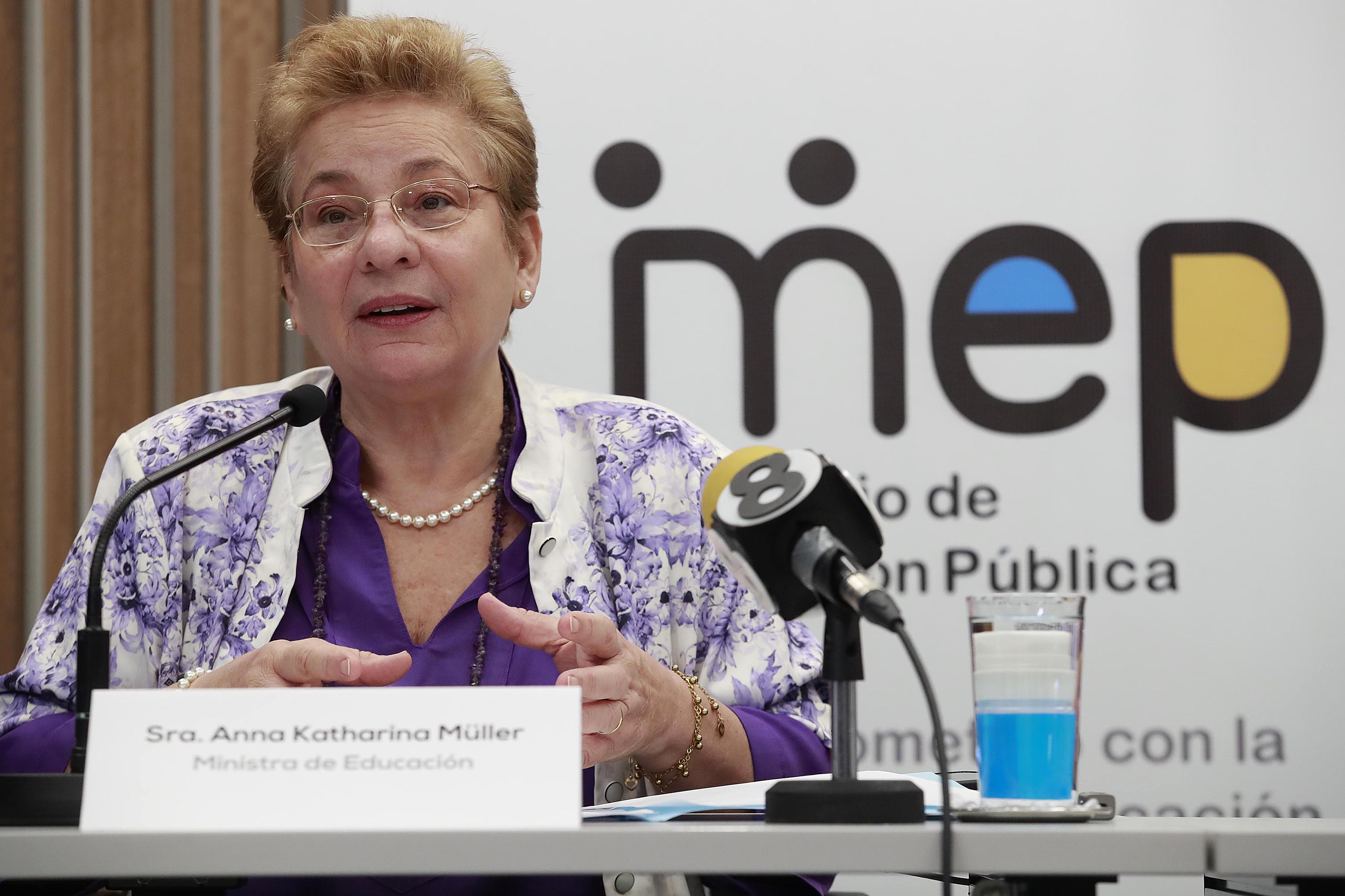 07/06/2022 Paseo Colón. La ministra de Educación Pública, Anna Katharina Müller, se reunió con los medios de comunicación en primera conferencia de prensa, en primera instancia para compartir lanzamiento de estrategia: ante el apagón educativo, encendamos juntos la luz.