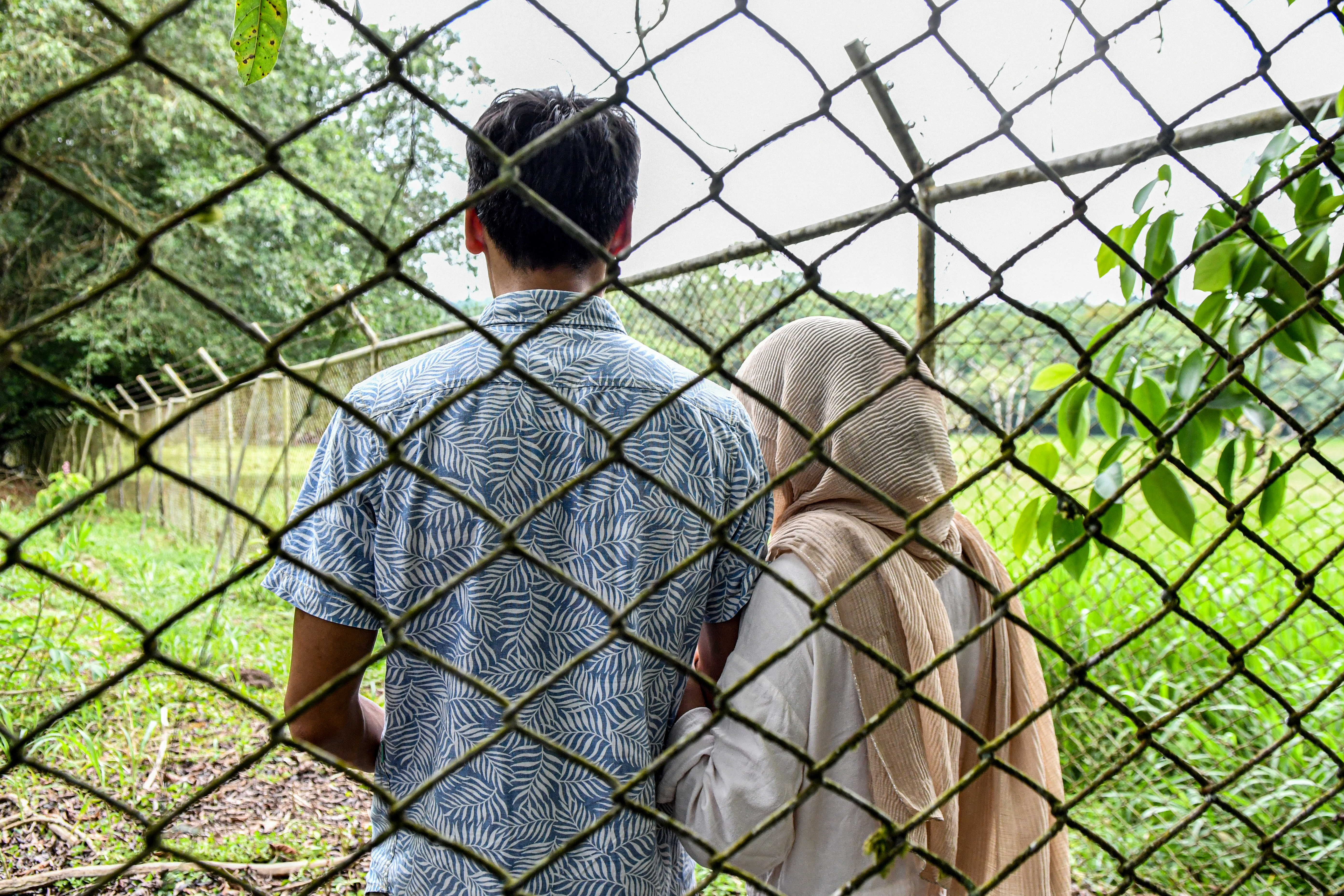 addition to Costa Rica, it sent 300 Asians to Panama and 238 Venezuelans to El Salvador, who were held in a maximum security prison, alleging, without evidence, that they were members of the Tren de Aragua criminal gang. (Photo by Ezequiel BECERRA / AFP)