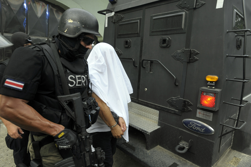08/10/2015 el famoso Macho Cocoa de Limon es detenido por agentes del OIJ /Alonso Tenorio
