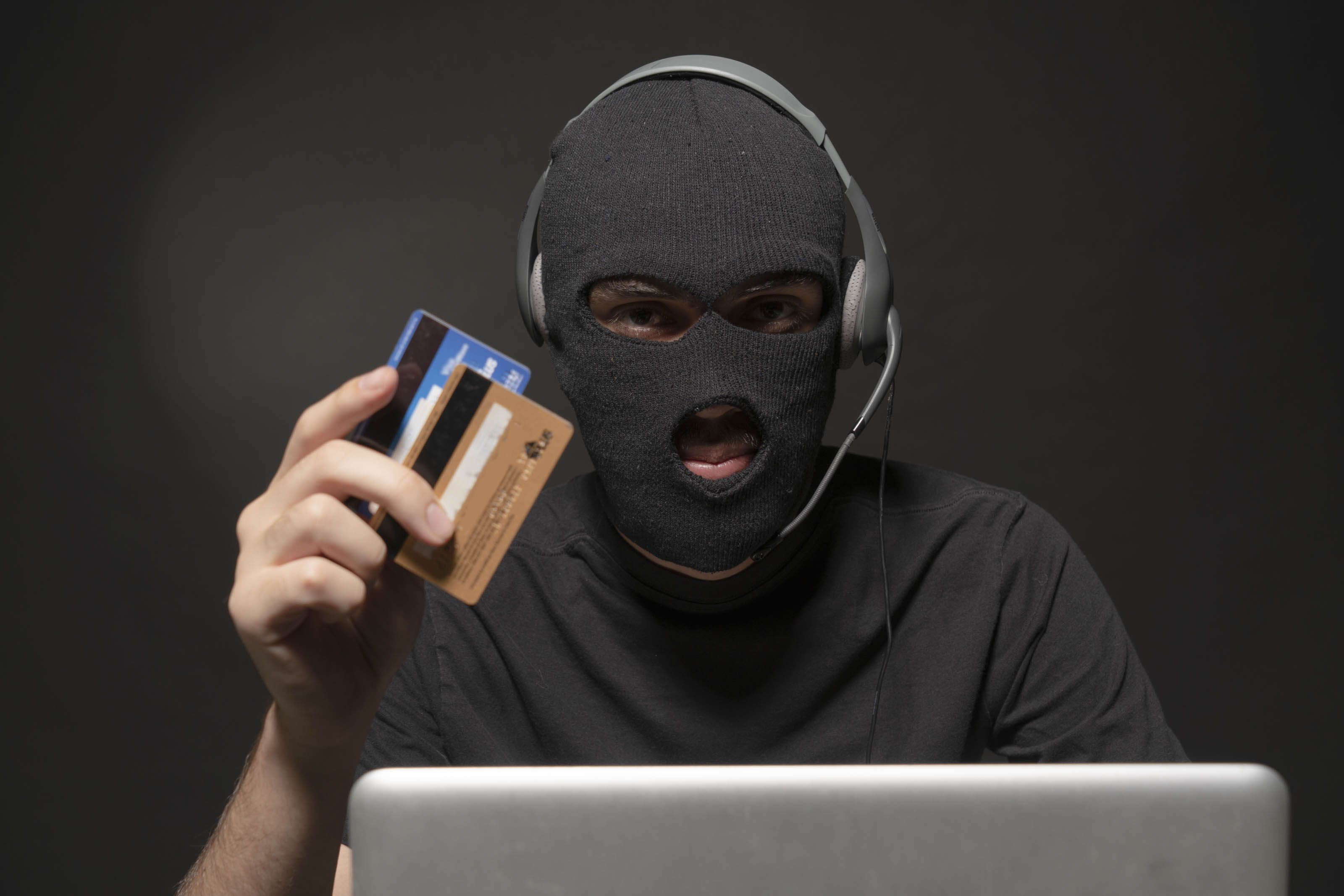 06/06/2018. GN Estudio, Llorente, Tibás, Costa Rica. Fotografías ilustrativas sobre como llaman a las personas diciendo que son de un banco, y les piden información para estafarlos. Fotografía: Cristina Solis.