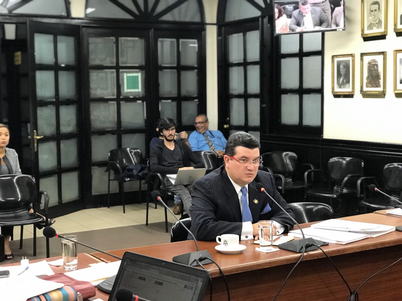 Sergio Alfaro, ministro de la Presidencia, compareciendo ante los diputados el 20 de octubre del 2017.