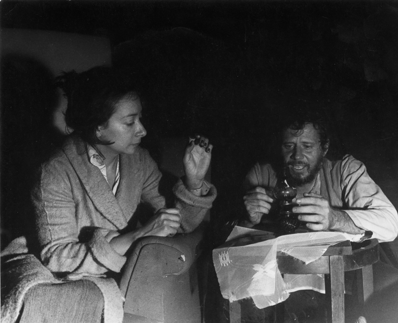 Compañeros. La actriz Eugenia Chaverri fue una de las primeras estudiantes de teatro con Catania como profesor. Llegarían a participar en varias obras juntos desde los años 70. Cortesía de Eugenia Chaverri.