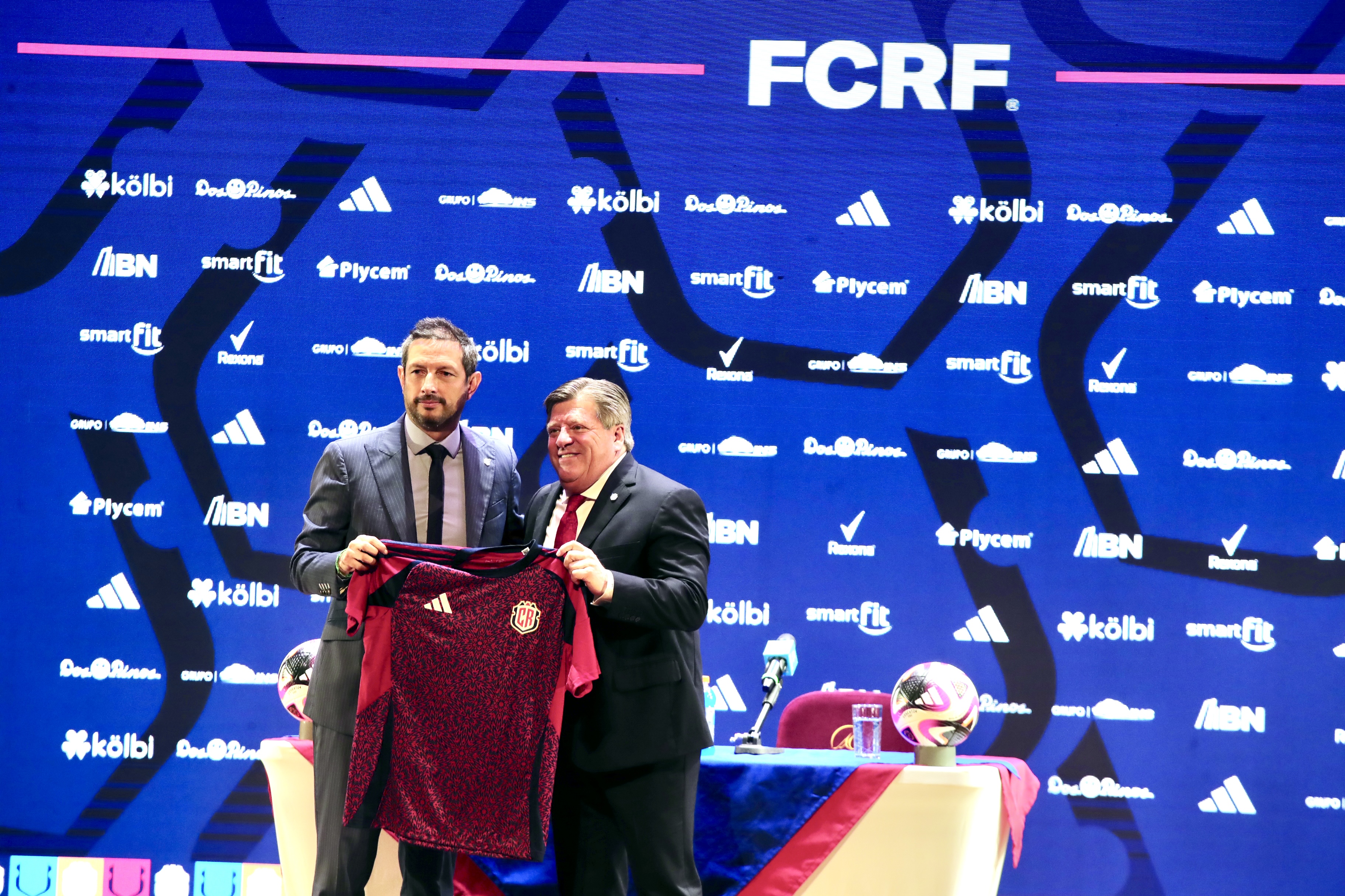 Miguel Herrera ( El Piojo )
