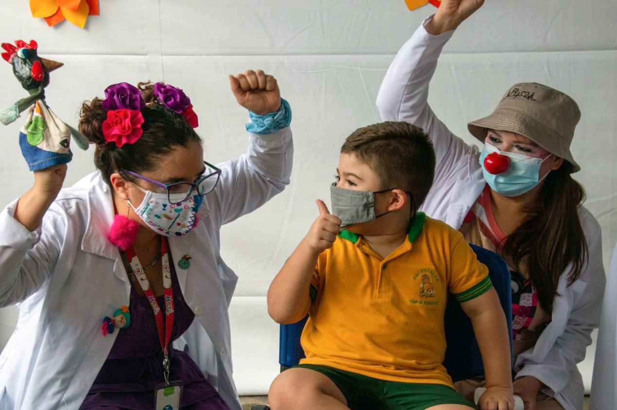 Esta vacuna consta de tres dosis: la segunda tres semanas después de la primera y la tercera ocho semanas después de la segunda.
Fotografía: CCSS