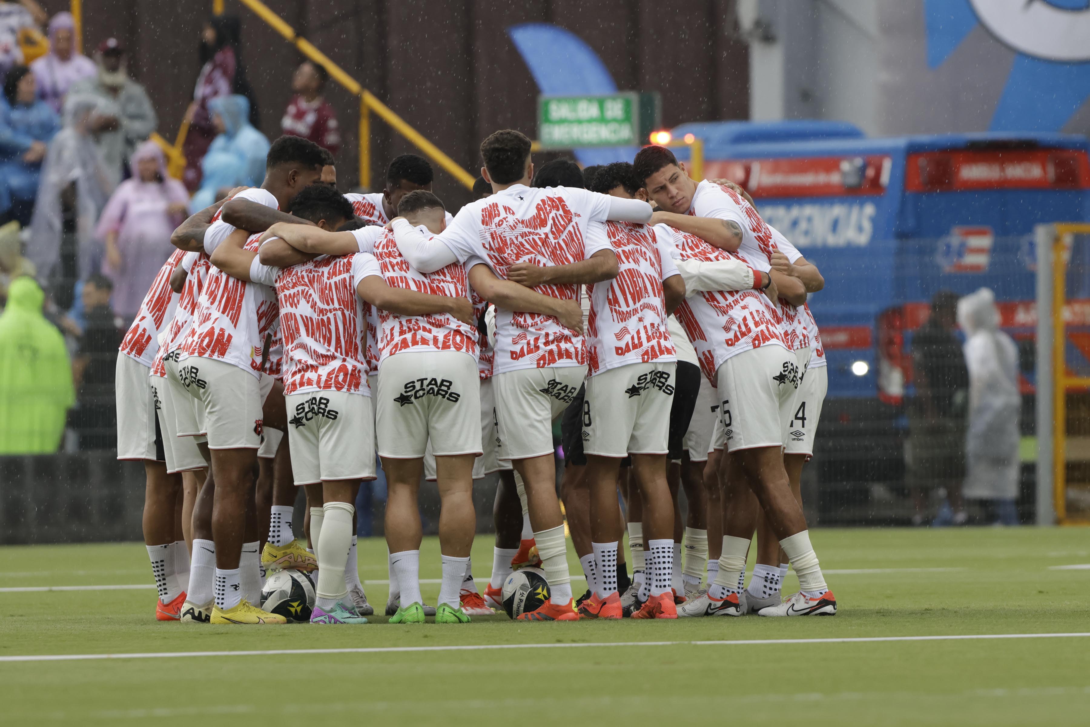 26/05/2024. Estadio Ricardo Saprissa Aymá, Tibás. Hora: 04:00 p.m. Final del del Torneo de Clausura 2024 entre el Deportivo Saprissa y Liga Deportiva Alajuelense (LDA), disputada en el Estadio Ricardo Saprissa Aymá, Tibás. Fotos: Mayela López
