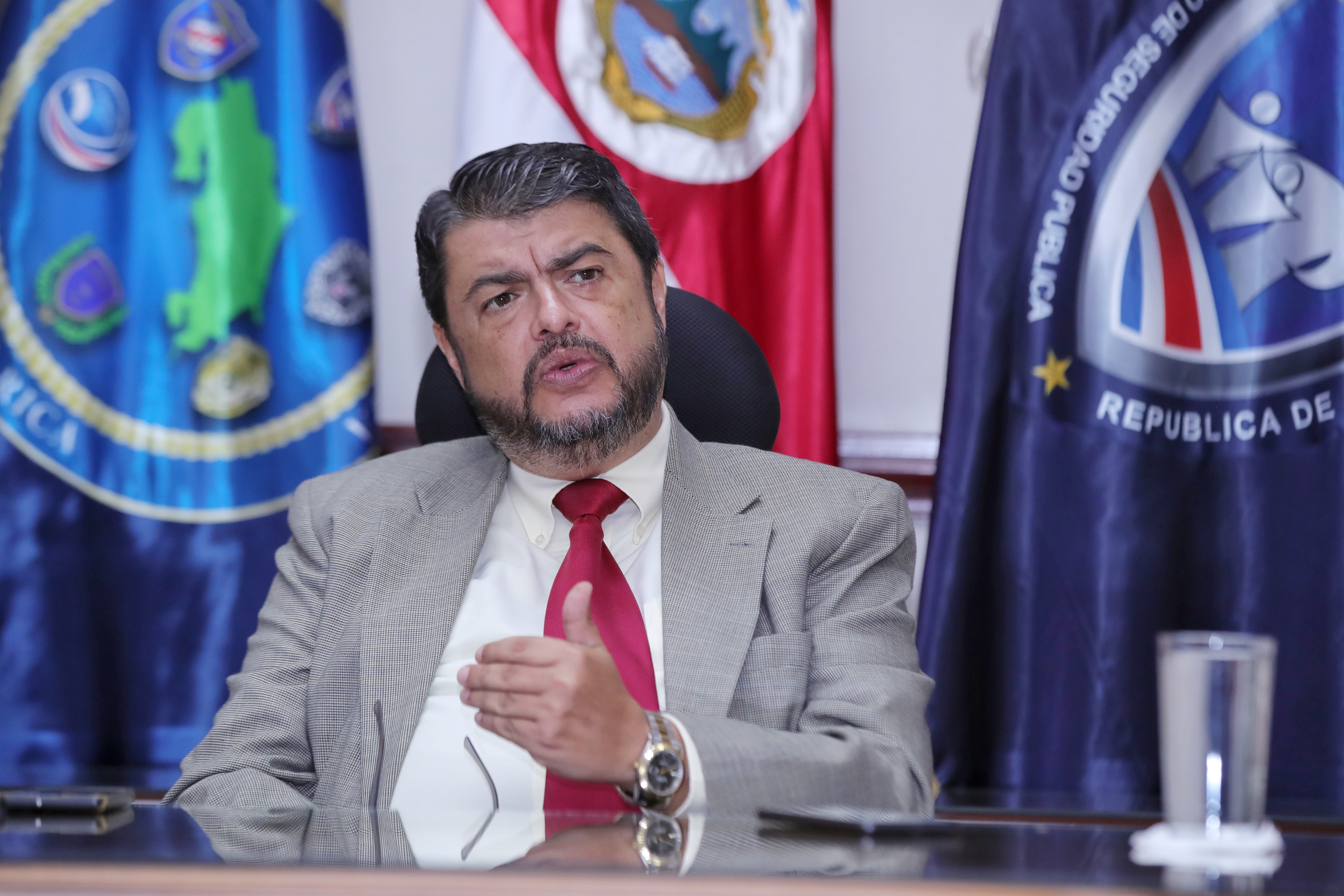 Entrevista con el nuevo Ministro de Seguridad Mario Zamora con el equipo periodístico de Sucesos de La Nación / Foto John Durán