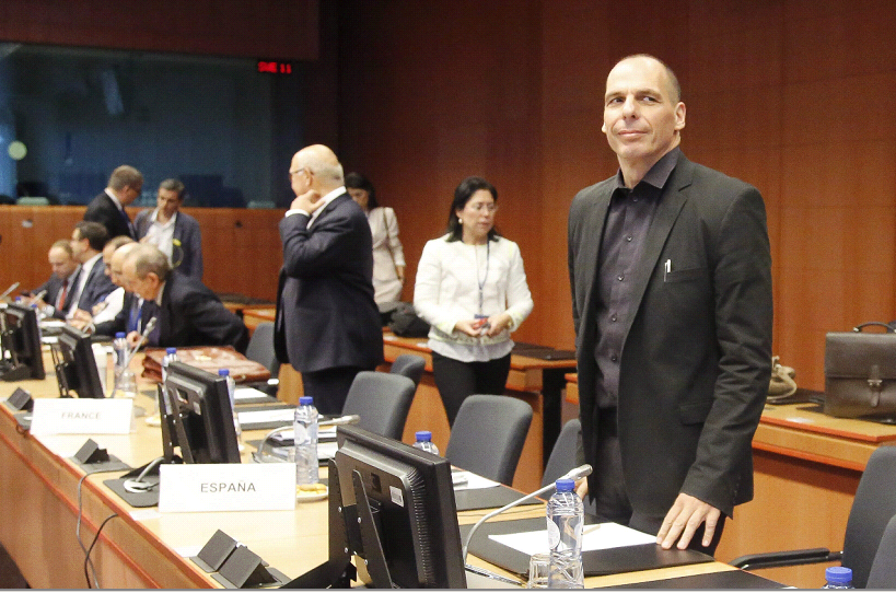 El ministro griego de finanzas, Yanis Varoufakis, durante la reunión de este sábado con sus pares de la Unión Europea.