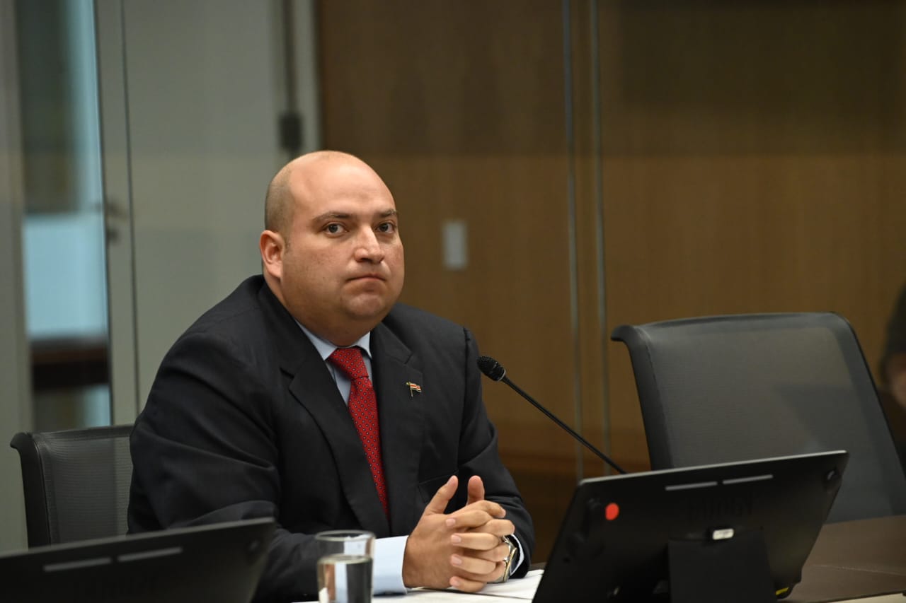 El embajador de Costa Rica en México, Pablo Heriberto Abarca, compareció este jueves en la Comisión de Control de Ingreso y Gasto Público de la Asamblea Legislativa.