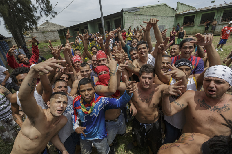 25 agosto 2015
Centro penitenciario La Reforma, San Rafael, Alajuela.
Recorrido por los ámbitos A y B del centro penal para mostrar el hacinamiento que viven las cárceles del país.
FOTO: Andrés ARCE / GN.