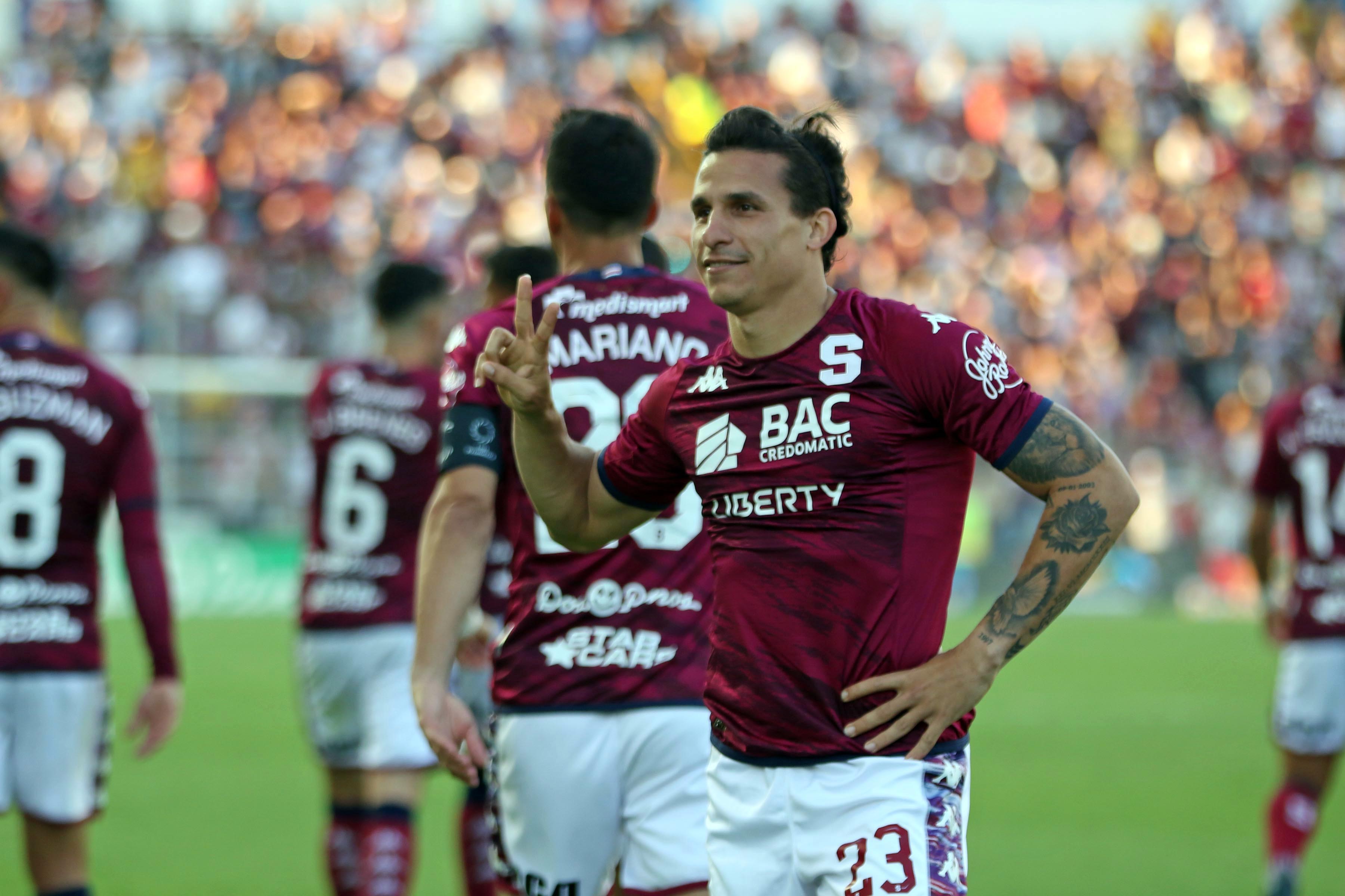 Luis Javier Paradela fue la clave en 'un partido más' contra Herediano | La  Teja