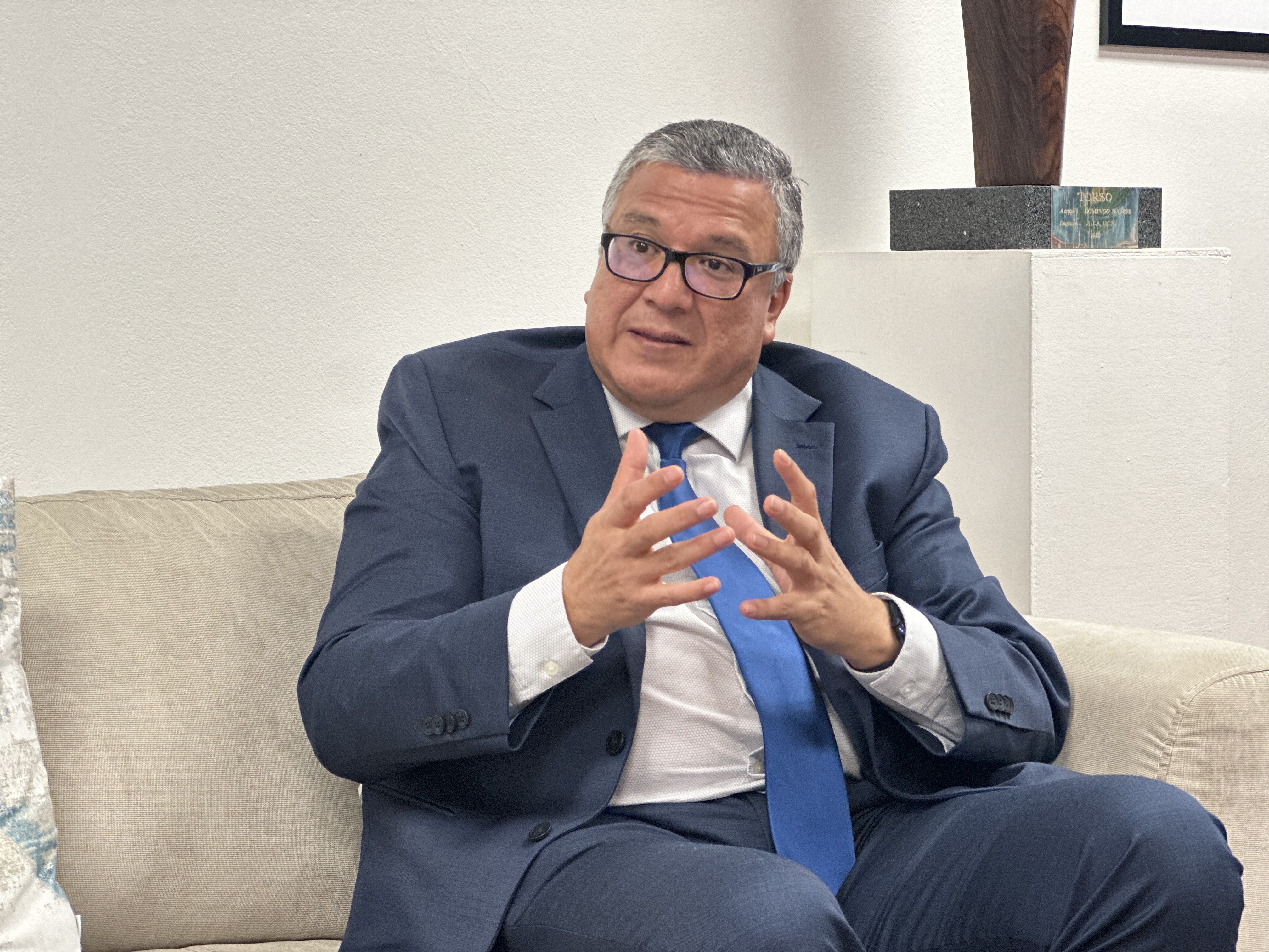 Retratos y entrevista de Carlos Araya Leandro. Rector UCR / foto: John Durán