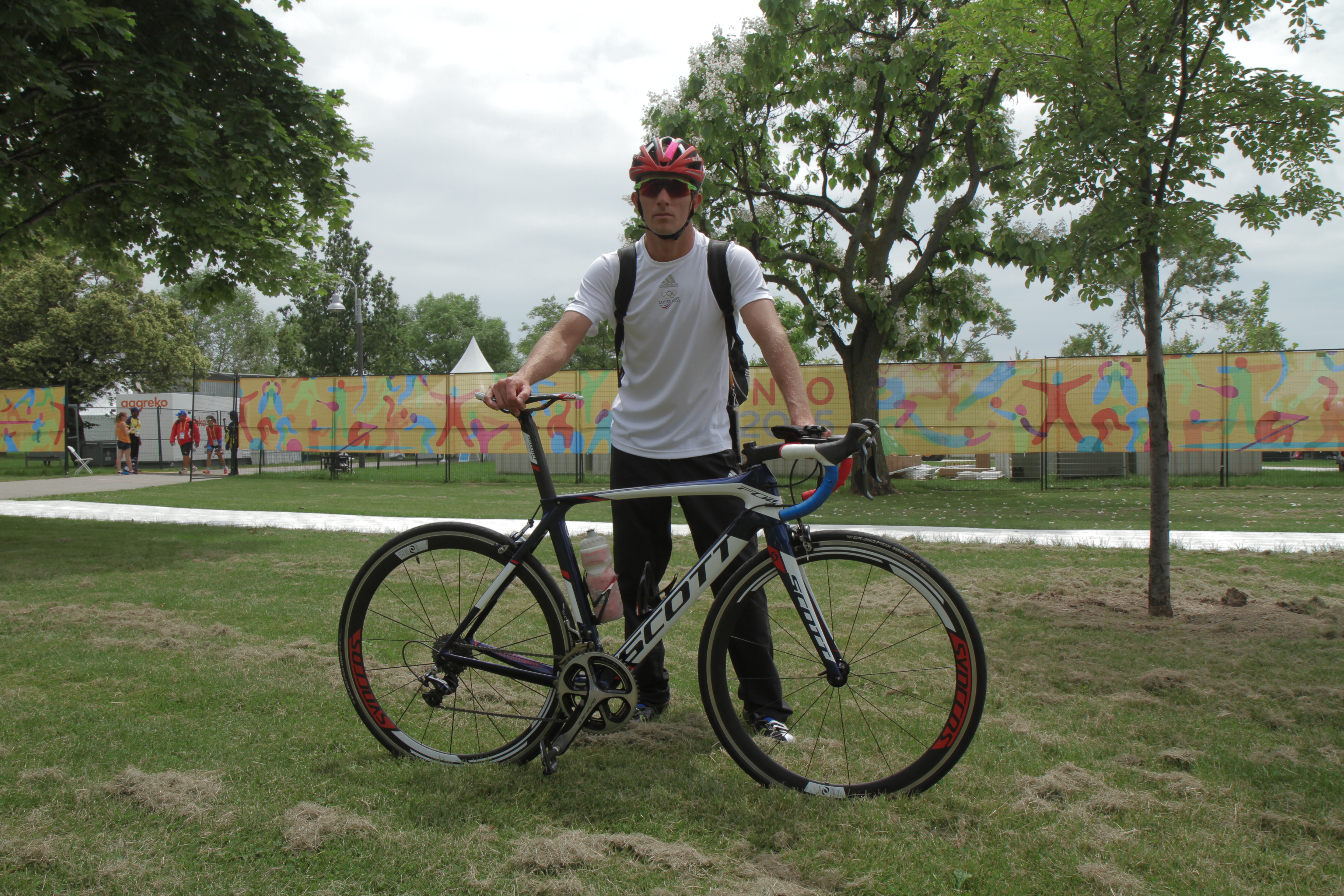 Leonardo Chacón competirá el domingo en Toronto.