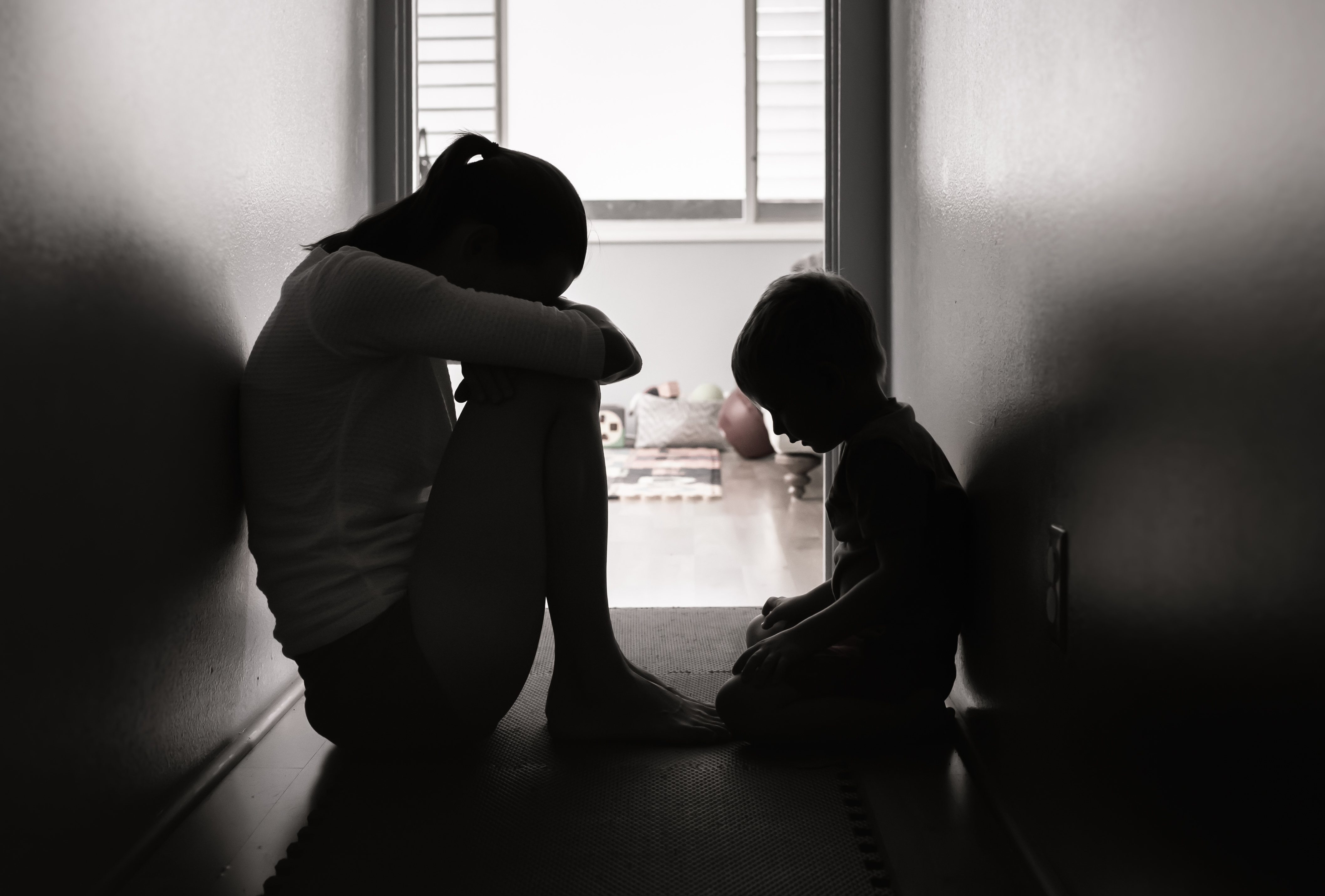 Madre triste / niño