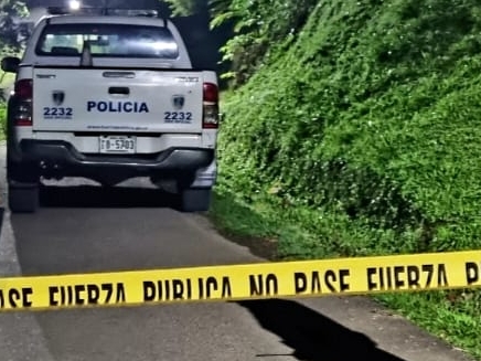 Un ataque armado en Limón dejó un oficial muerto y otro herido.