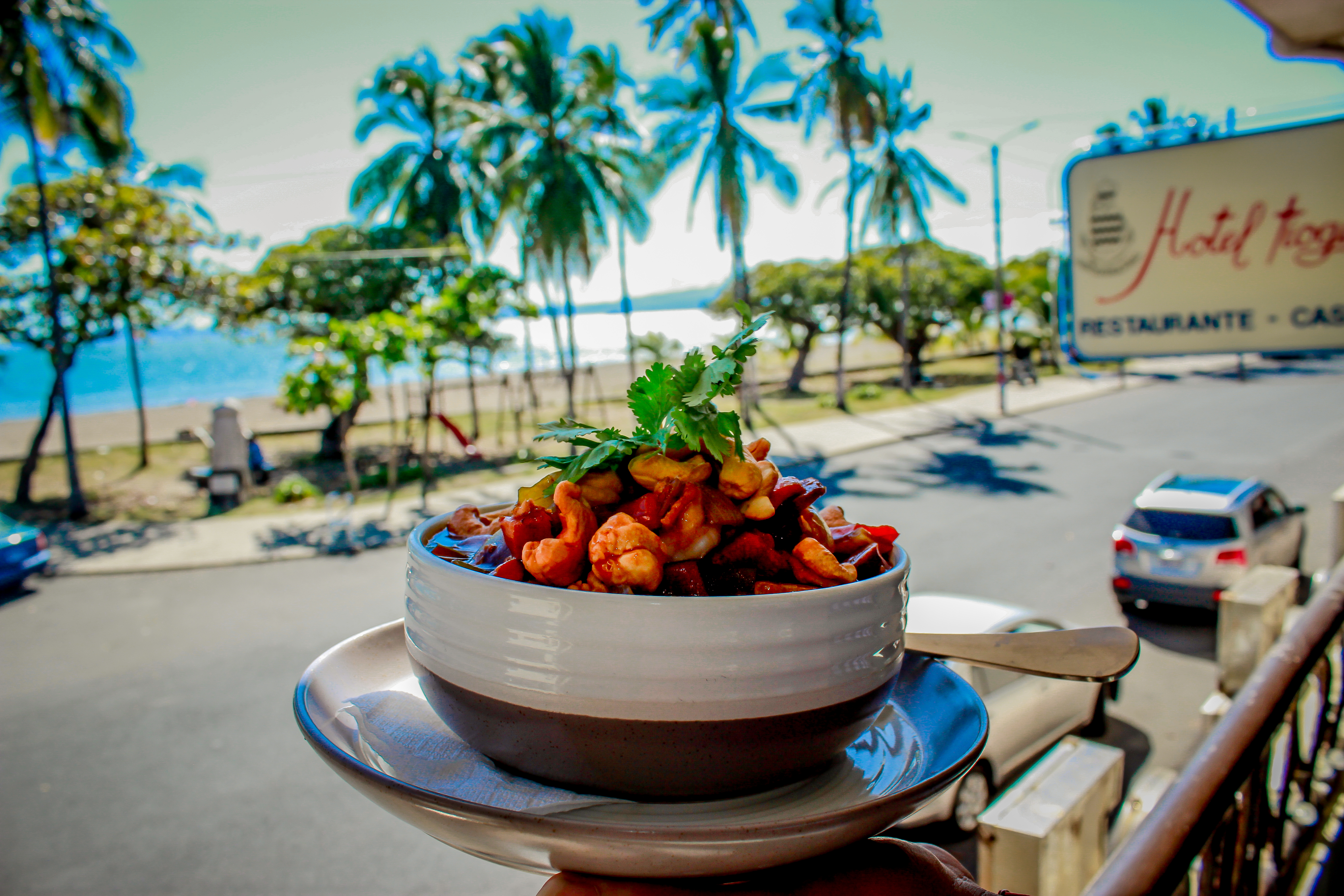 Tras un año de baja en la visitación debido a la pandemia, Puntarenas se remoza y busca atraer de nuevo a los turistas con ofertas gastronómicas, historia y paseos únicos. Fotos: Néstor Herrera.