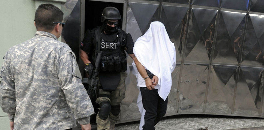 Gilbert Bell fue detenido el 7 de octubre del 2015 durante un allanamiento a su casa ubicada en Portete de Limón.