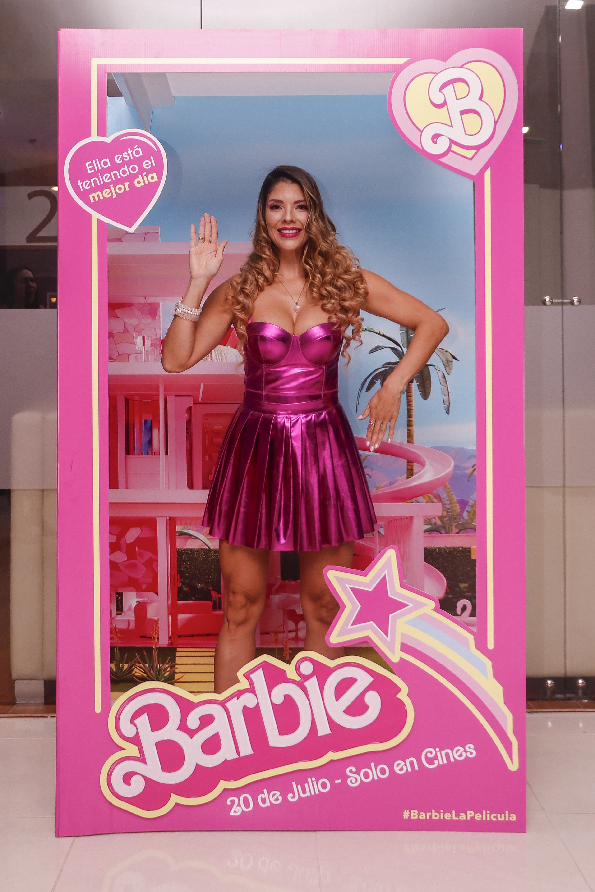 Mira qué famosa tarijeña ya estuvo en la caja rosa de Barbie