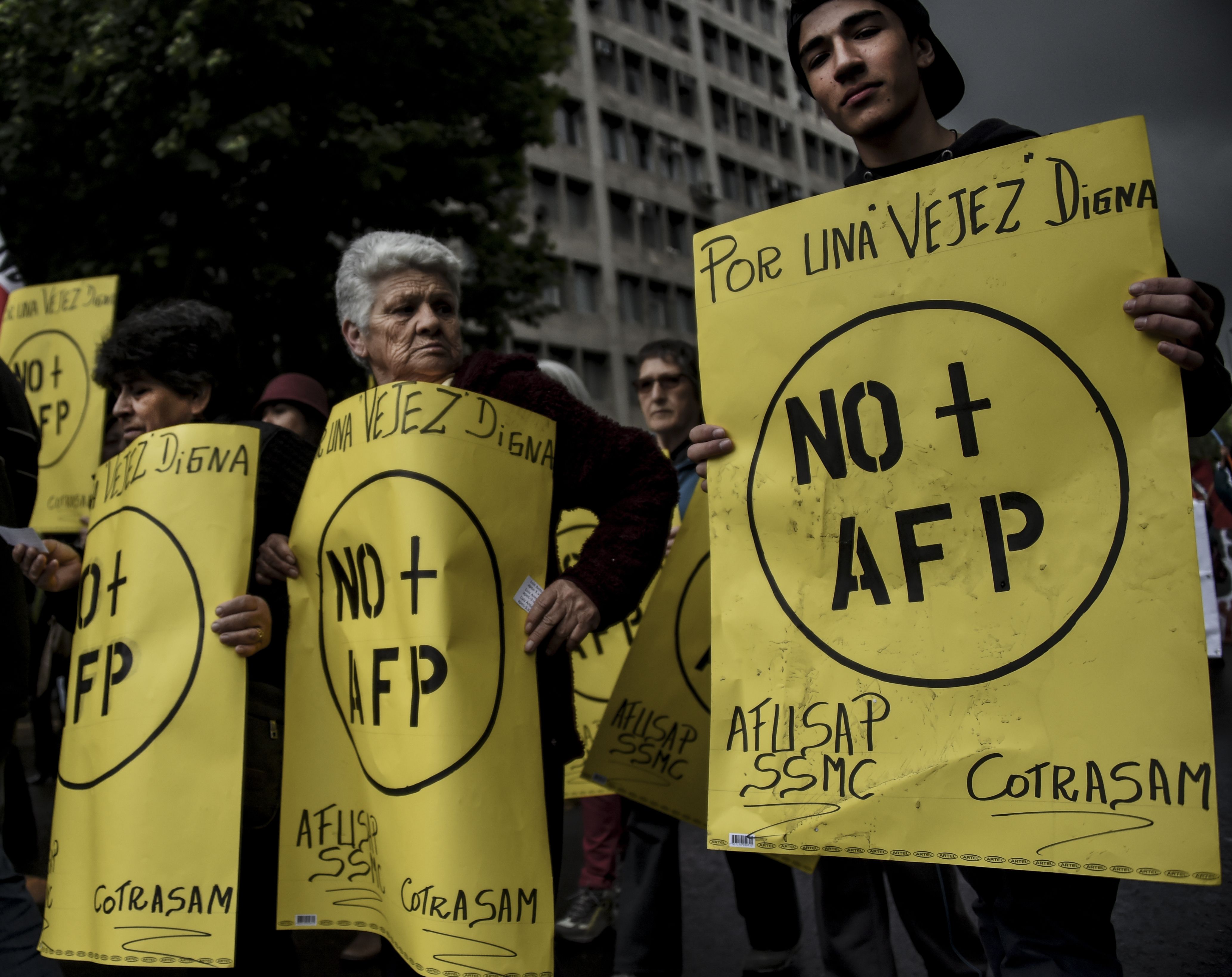 La protesta fue convocada por el movimiento 'No+AFP', que esperaba alcanzar una convocatoria cercana al millón de personas a nivel nacional.