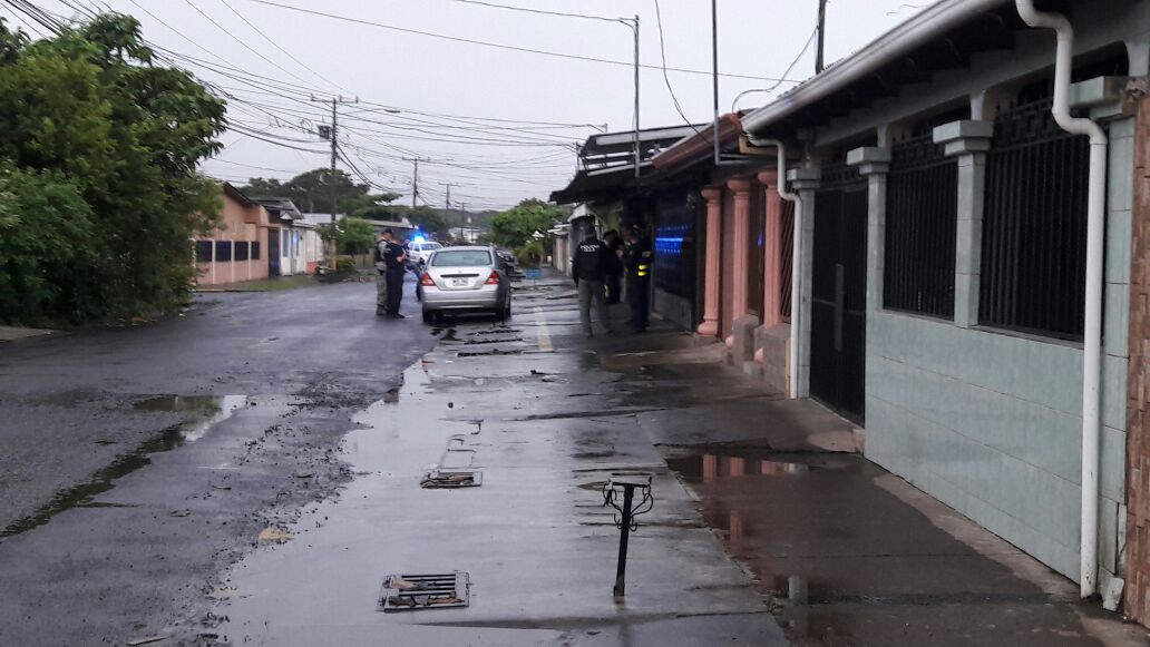 La Policía Judicial realizó 11 allanamientos este miércoles en Puntarenas.
