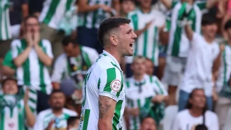 Alberto Toril fue la gran figura para que el Córdoba ascendiera a la Segunda División en España. Su destino es Liga Deportiva Alajuelense.