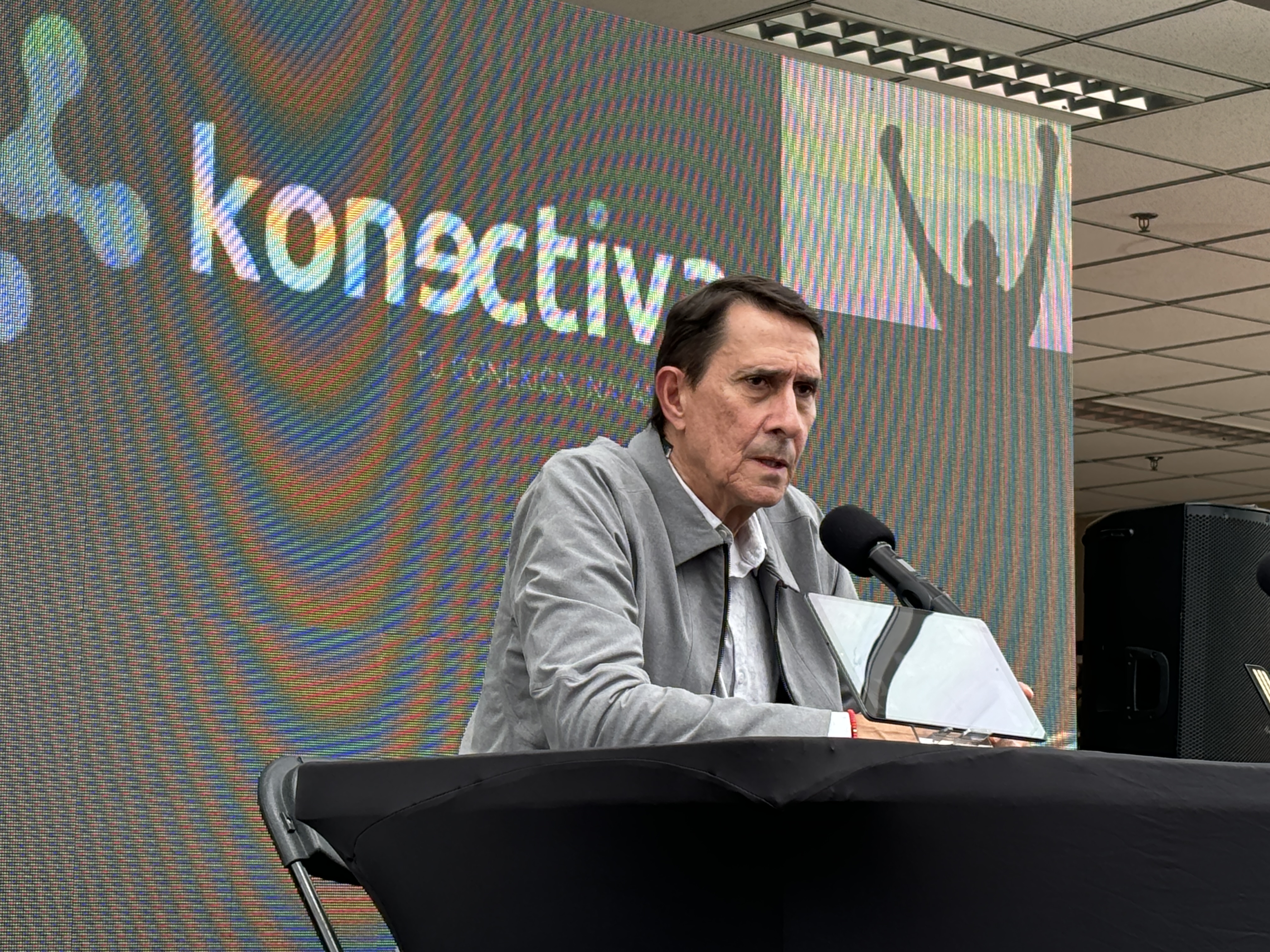 Alexandre Guimaraes fue el primer técnico en brindar una rueda de prensa en el Media Day de Unafut, en el Estadio Nacional.