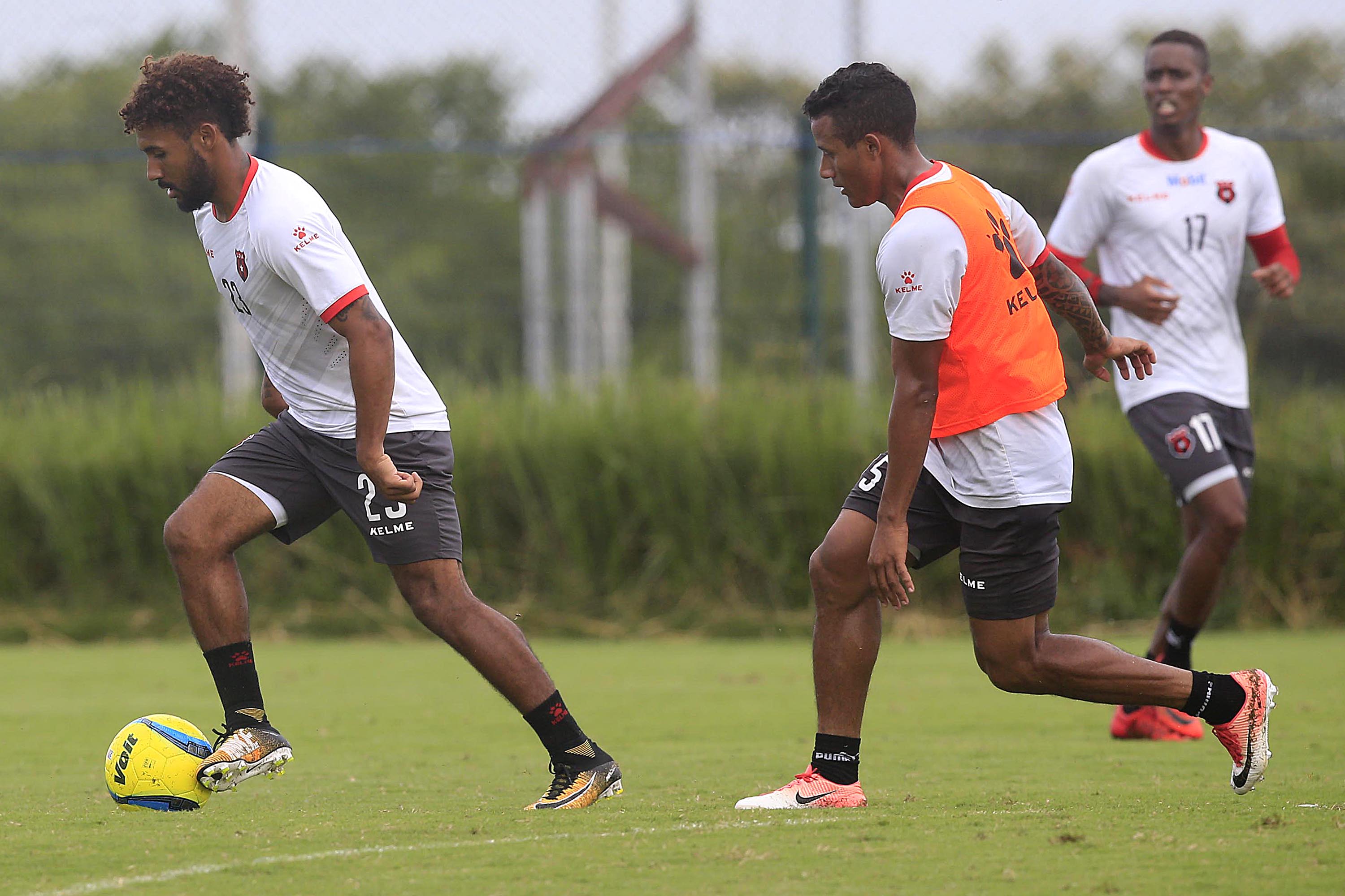 En Alajuelense pretenden sacarle mucho provecho al amistoso de este sábado contra Rosario Central. Foto: Rafael Pacheco