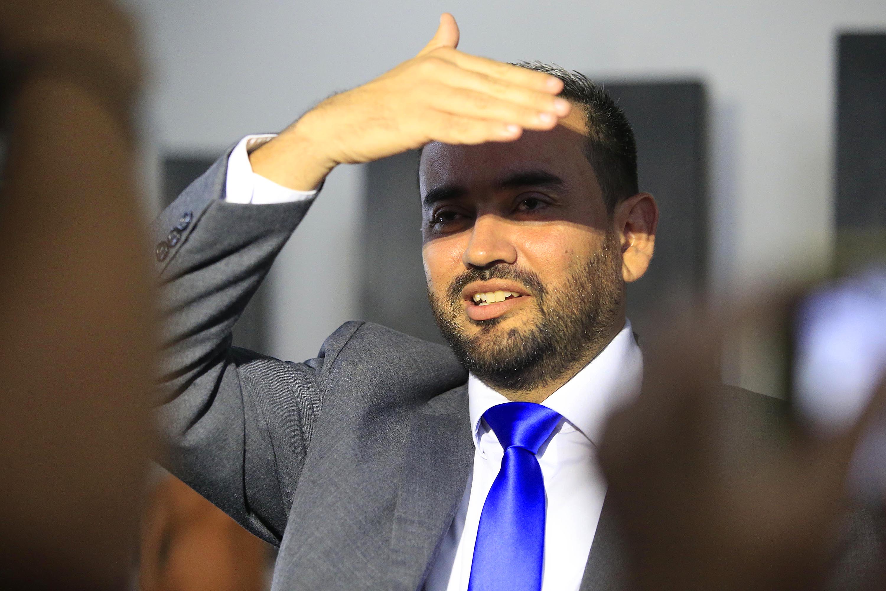 31/07/2019 Asamblea Legislativa. El diputado Jonathan Prendas fue seriamente cuestionado tanto por sus compañeros en el Plenario como por periodistas, en relación con la publicación de noticias falsas en las que aparentemente estaría involucruado. Foto: Rafael Pacheco