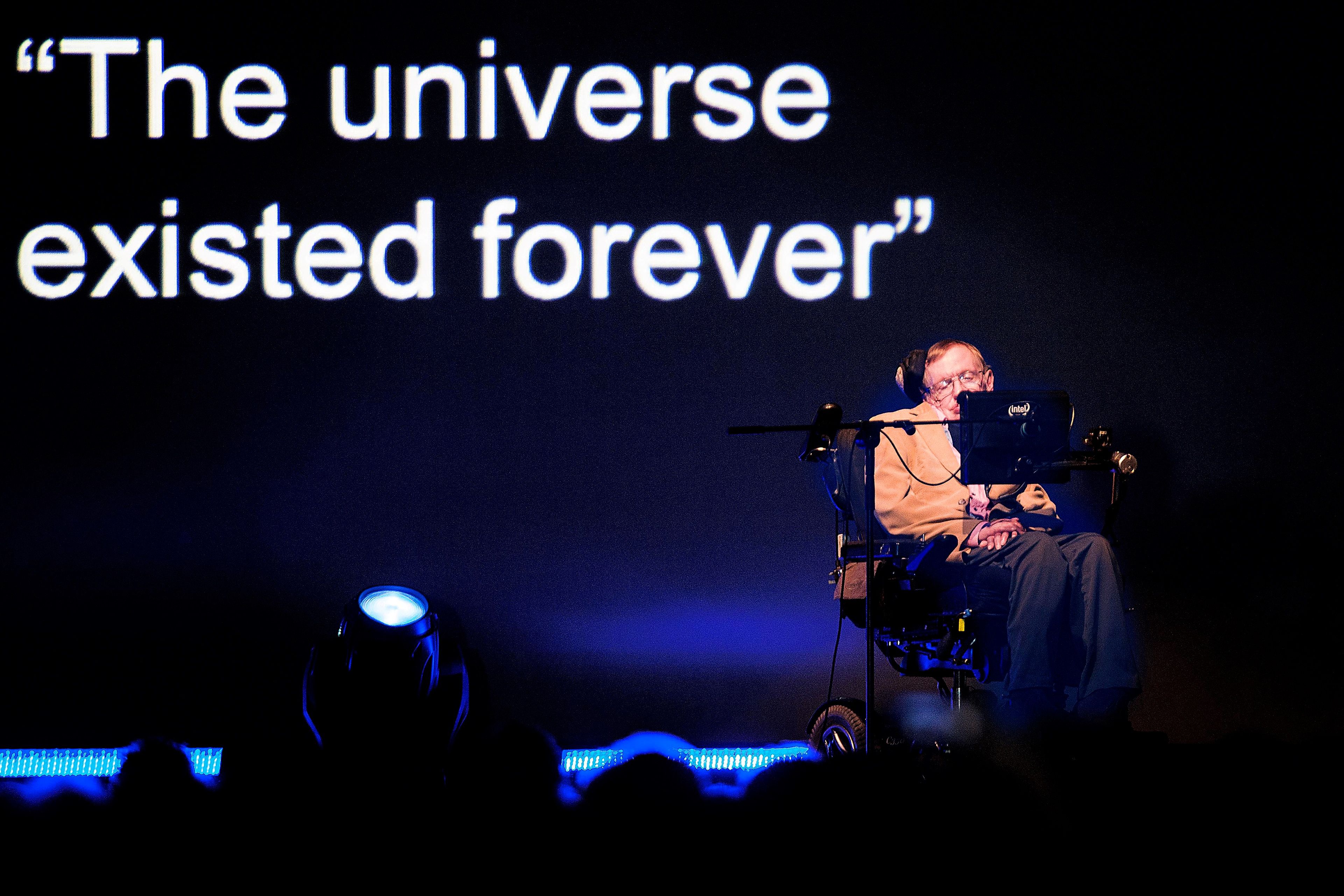 (FILES) In this file photo taken on September 23, 2014, British theoretical physicist professor Stephen Hawking gives a lecture during the Starmus Festival on the Spanish Canary island of Tenerife.
Renowned British physicist Stephen Hawking, whose mental genius and physical disability made him a household name and inspiration across the globe, has died at age 76, a family spokesman said on March 14, 2018. / AFP PHOTO / DESIREE MARTIN