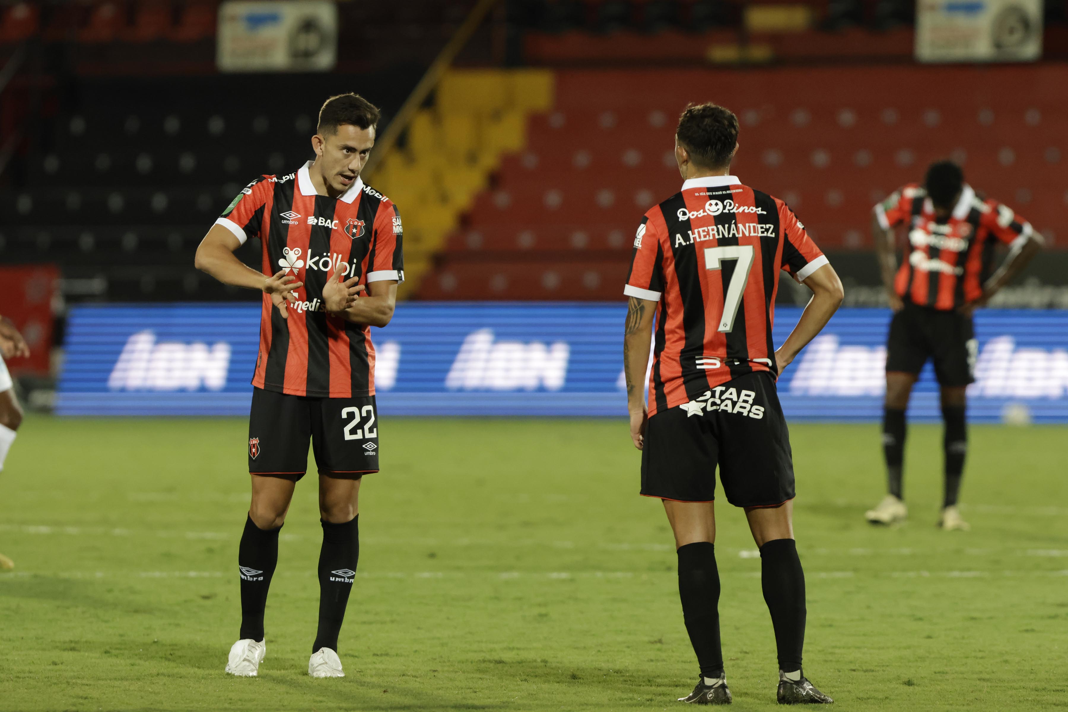 20/02/2024. Estadio Alejandro Morera Soto, Alajuela. Hora: 08:00 p.m. Partido de la Jornada 6 del Torneo de Clausura 2024 disputado entre la Liga Deportiva Alajuelense (LDA) y Municipal Pérez Zeledón en el Estadio Alejandro Morera Soto, Alajuela. Fotos: Mayela López