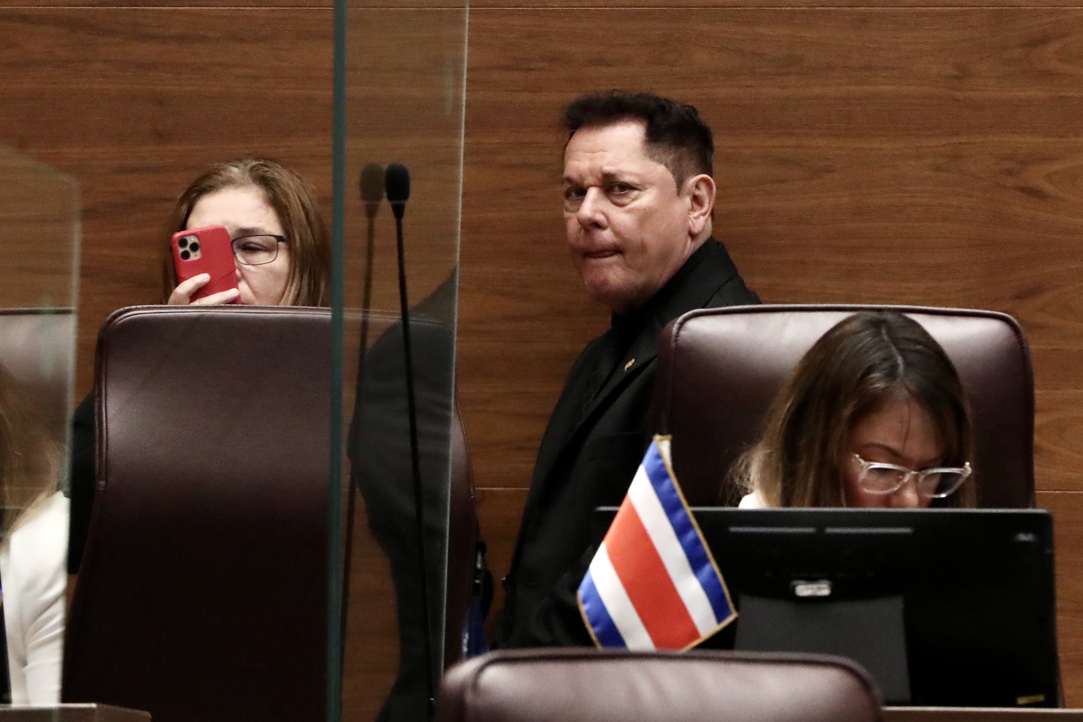 26/09/2023, San José, Asamblea Legislativa, interpelación de la ministra de educación Ana Katharina Müller. En la fotografía Alexánder Barrantes.