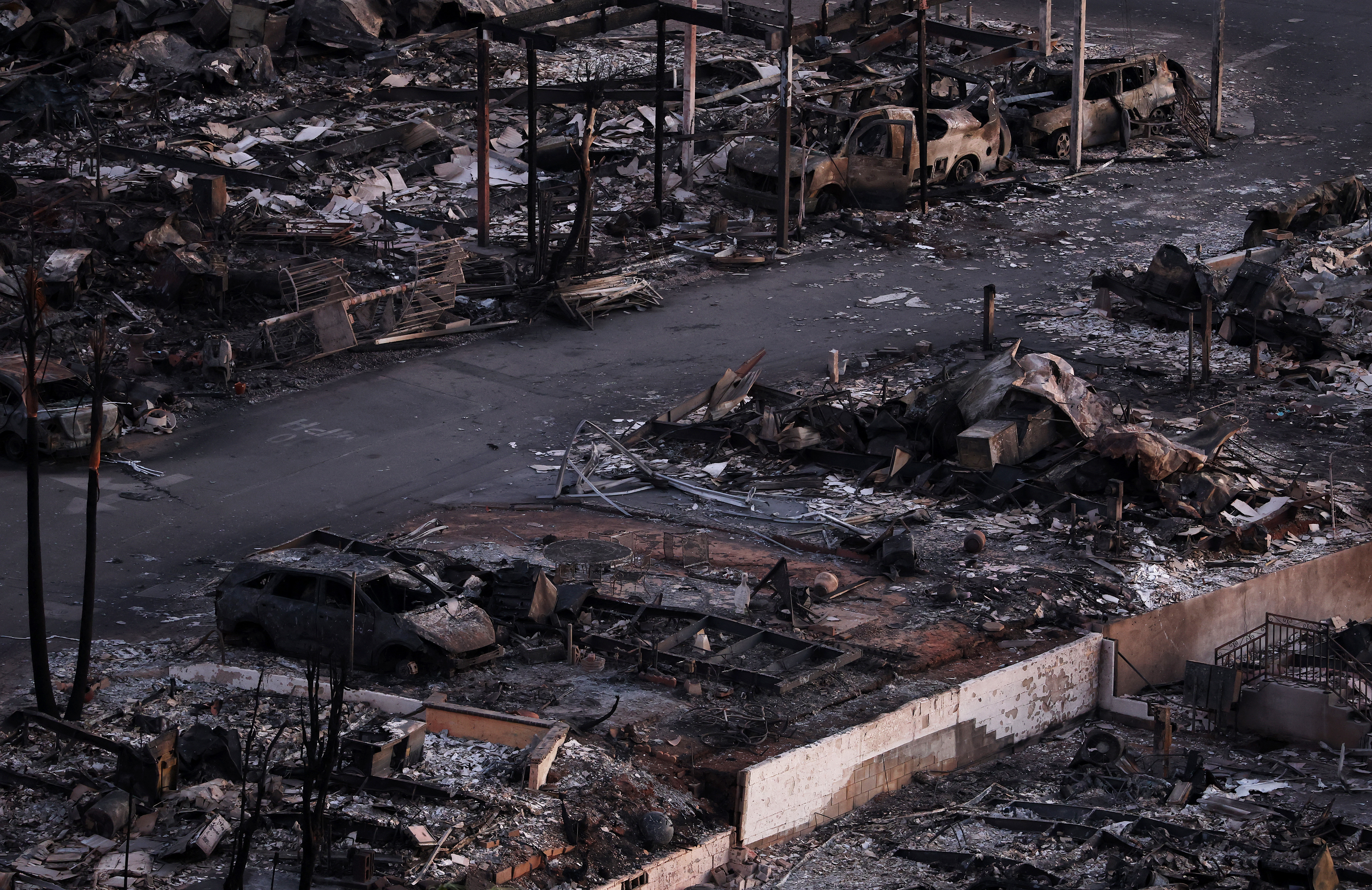 La cifra de evacuados alcanzó un máximo de 180.000, con 100.000 personas aún fuera de sus hogares.