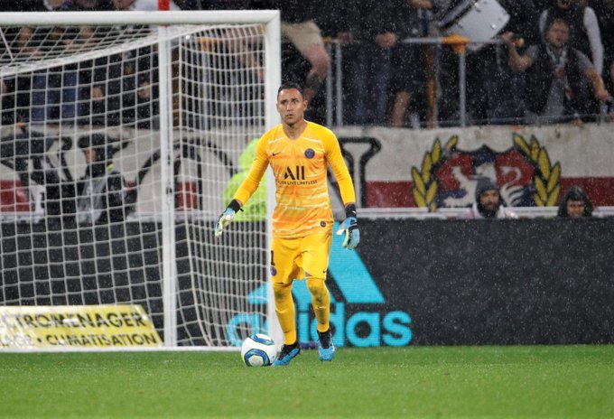 Keylor Navas tuvo poco trabajo en el partido entre el París y el Lyon. Fotografía: PSG