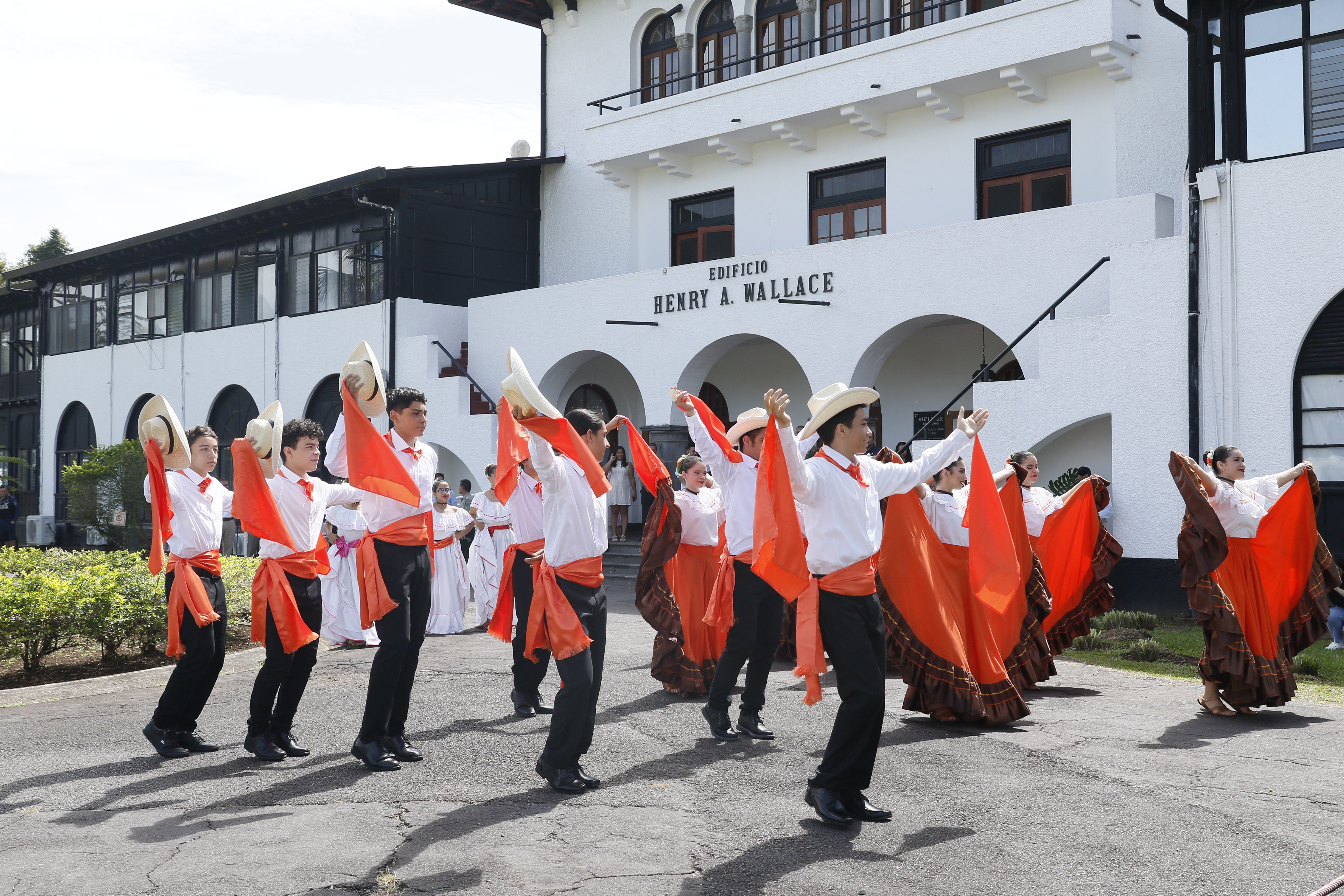 Congreso sesiona por primera vez en Turrialba