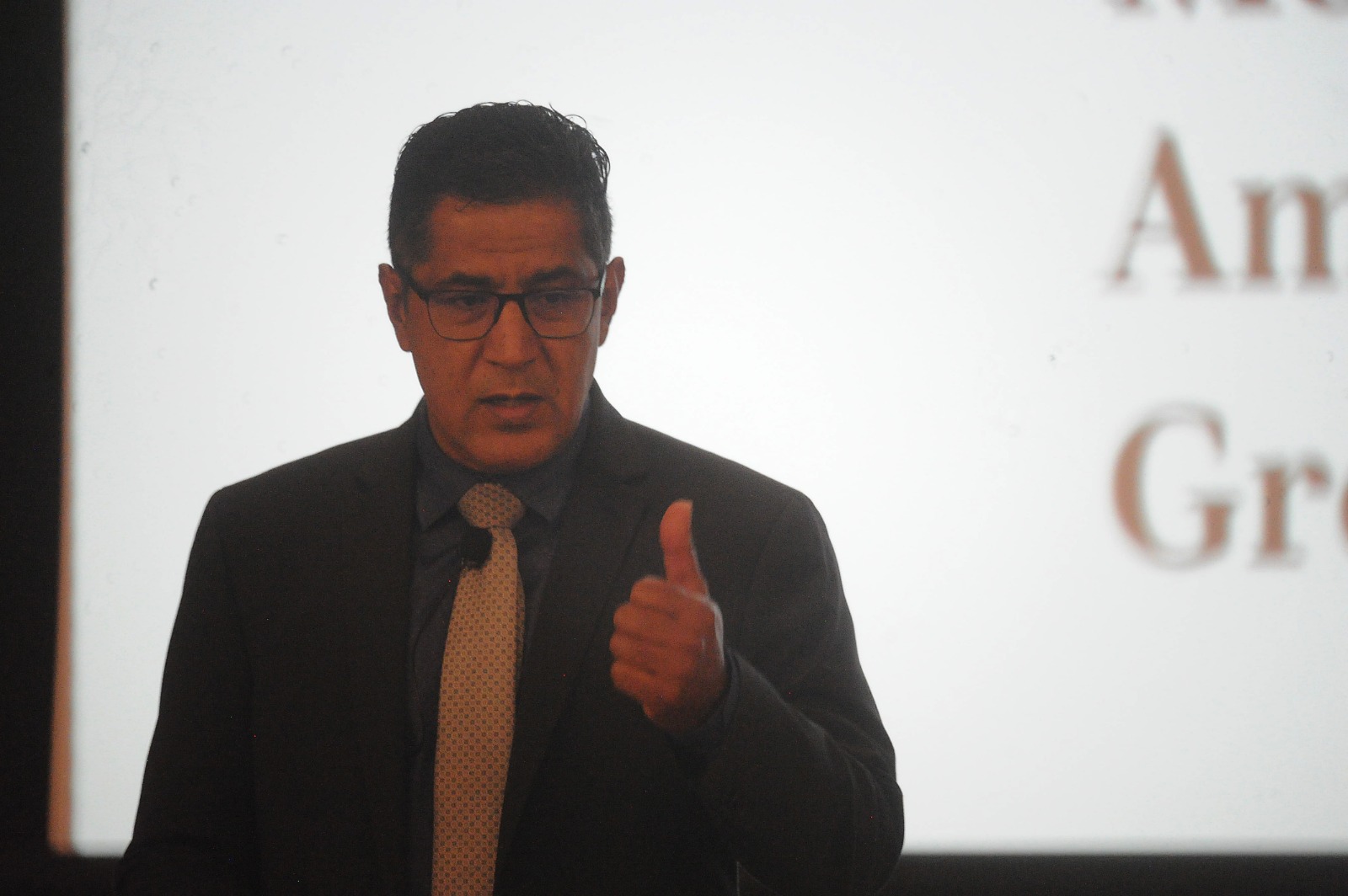 Nogui Acosta, jerarca de Hacienda, explicó que el objetivo es lograr el grado de inversión para Costa Rica.