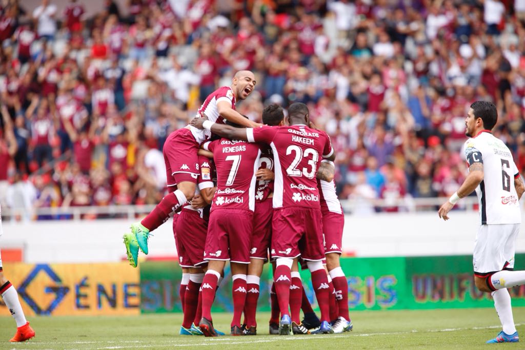 28/01/2018. Estadio Nacional. 7 fecha del Torneo de Clausura 2018 del Campeonato Nacional de Fútbol. Juego entre los equipos del Deportivo Saprissa (local) y la Liga Deportiva Alajuelense (visitante). Foto: Albert Marin.