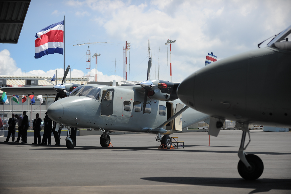 Cada avión cuenta con dos motores, cada uno con una potencia de 620 caballos de fuerza y tiene capacidad para trasladar hasta 17 personas. Jeffrey Zamora