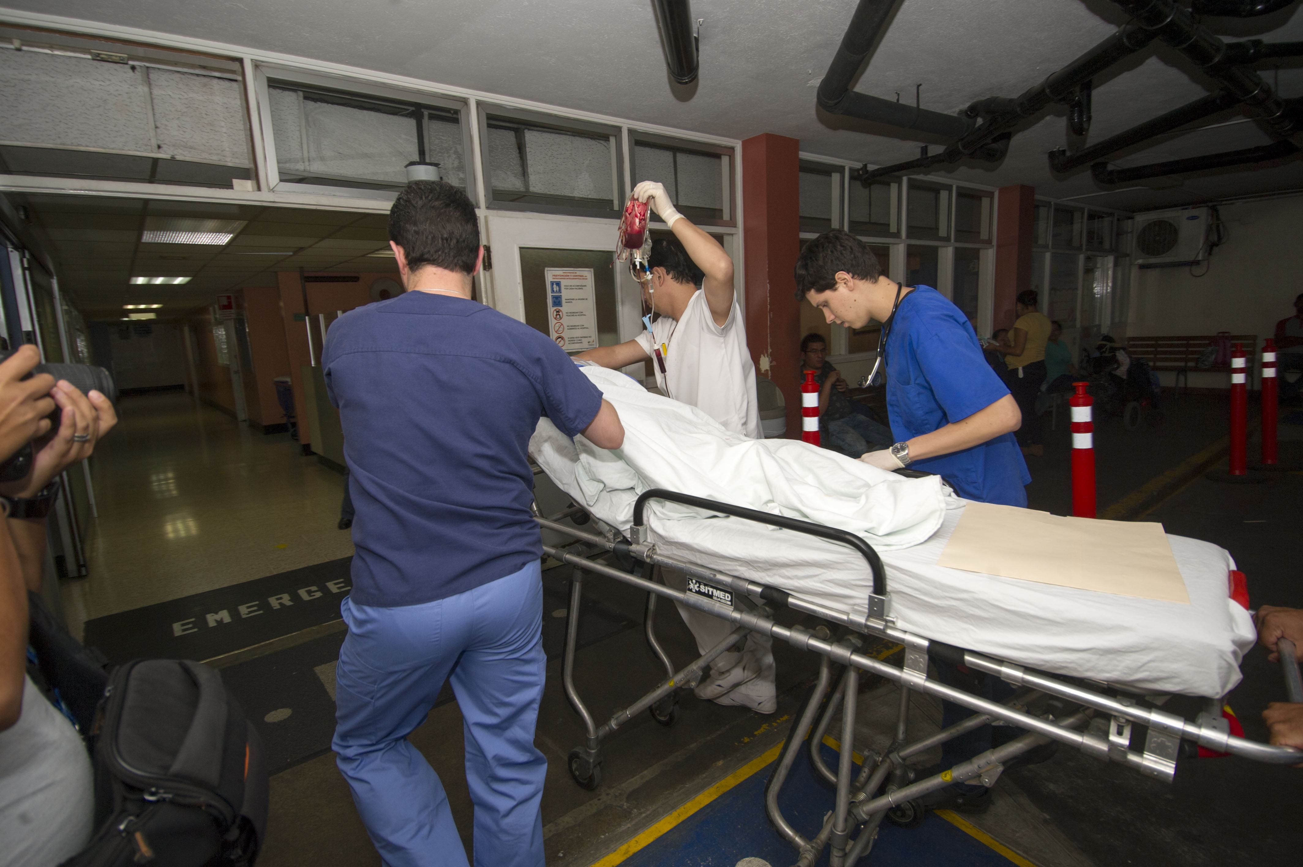 La menor ingresó la noche del martes al Hospital Nacional de Niños (HNN).