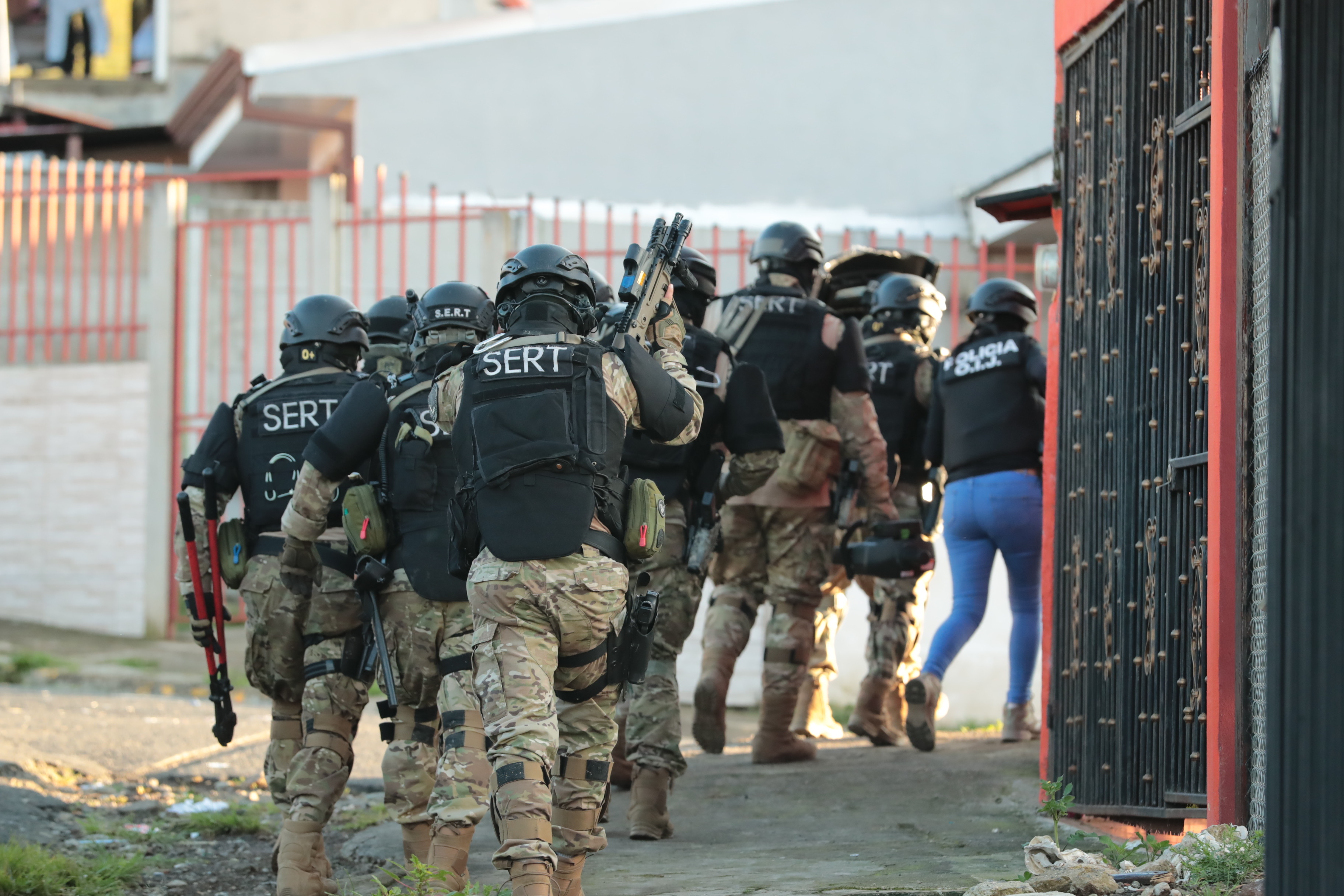 22/10/2019 Agentes del OIJ realizan un allanamiento en En San Rafael de. Quircot de Cartago.foto Alonso Tenorio