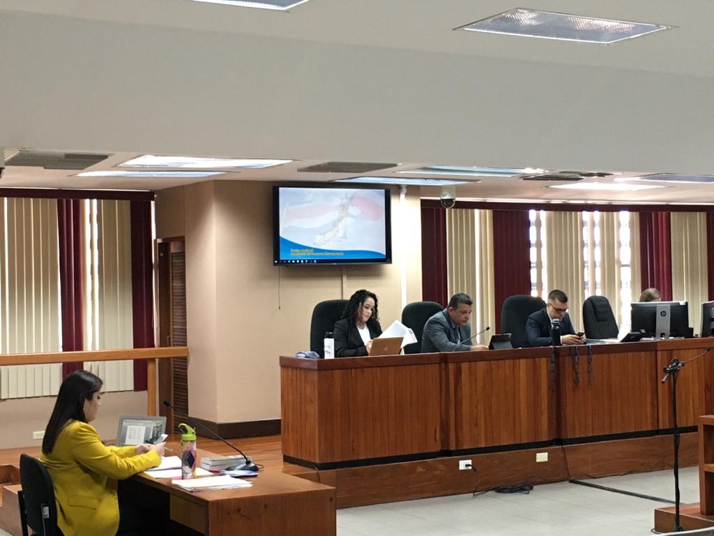 02/03/2020. Este lunes arrancó en los Tribunales de Goicoechea el juicio por el homicidio de dos hombres, asesinados en el 2017 y econtrados dentro de una buseta en los alrededores de La Sabana. Los sospechosos, al parecer, eran miembros de la banda dirigida por El Gringo. Foto Eillyn Jiménez