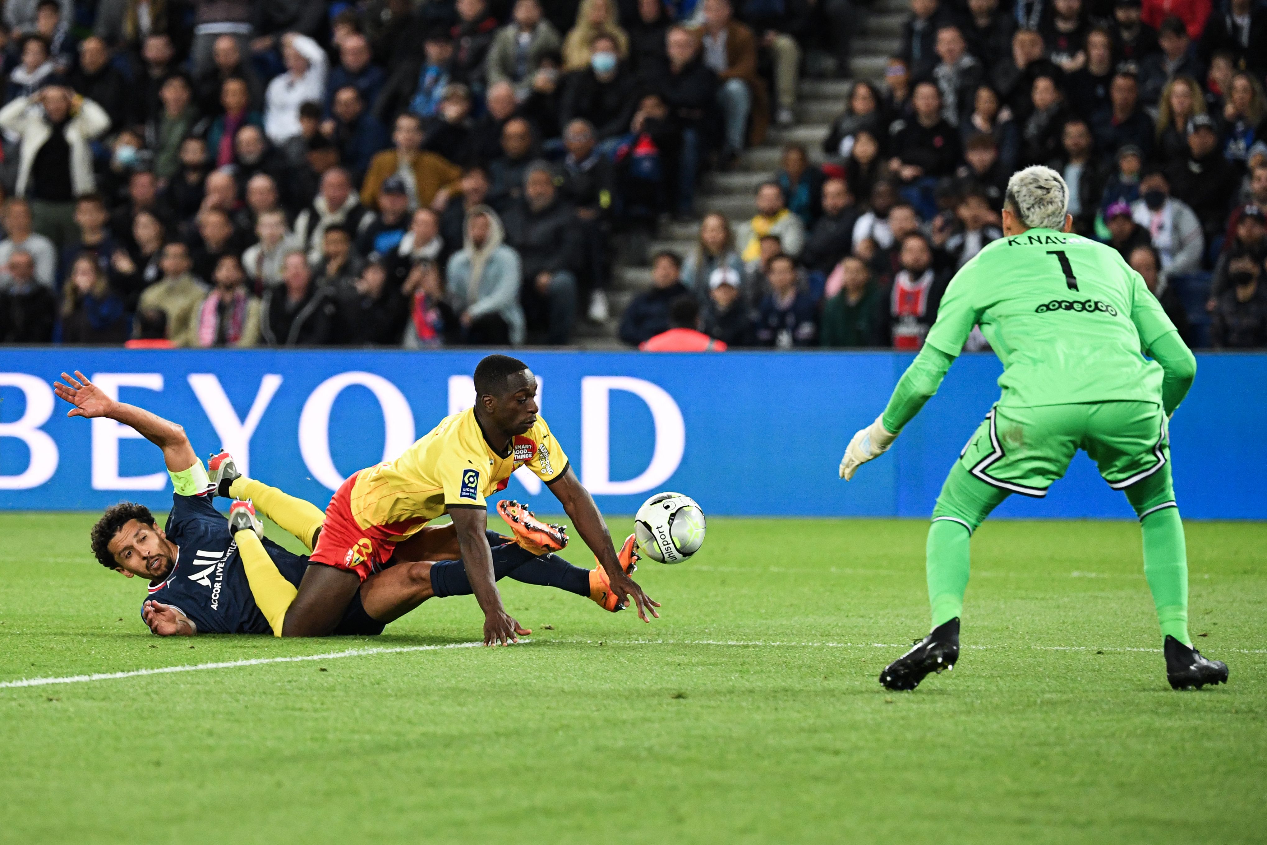 Keylor Navas Y El Psg Se Proclamaron Campeones De Francia La Teja 5408