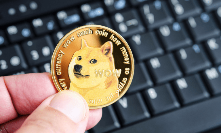 Desde horas antes del cambio de logo de Twitter por el de Dogecoin el 3 de abril del 2023, hasta las 7 p.m. del martes 4 de abril, el volumen de transacciones superó los $5.000 millones