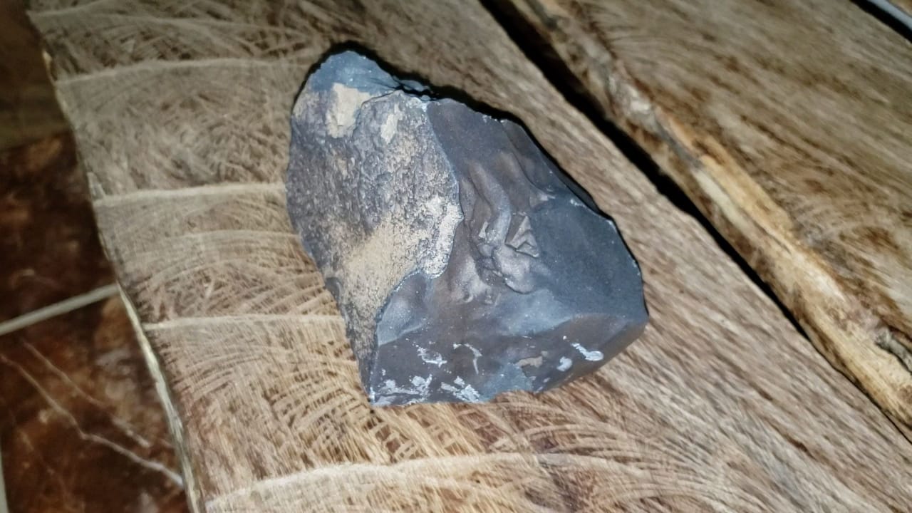 Vecina de San Carlos asegura que meteorito cayó en la casa