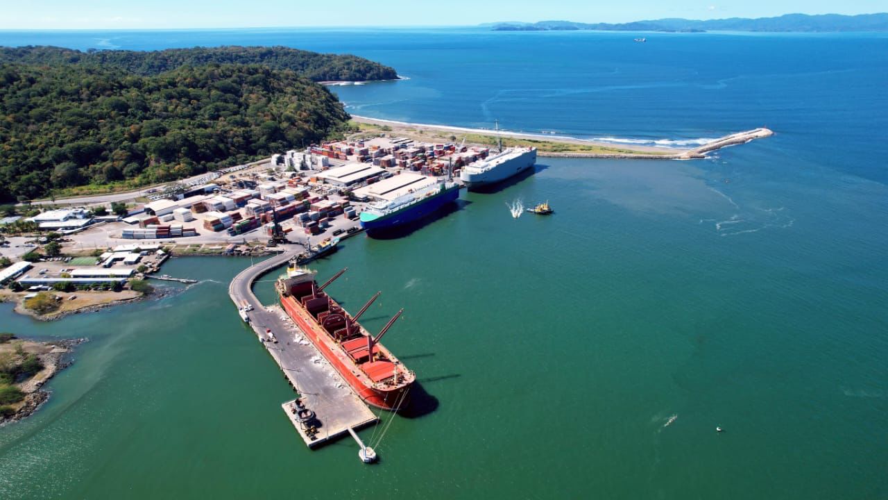 Puerto Caldera