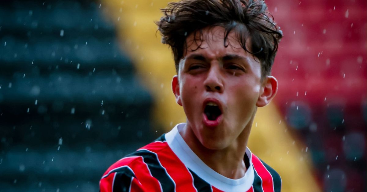 Mathías Ruiz juega en la U-20 de Liga Deportiva Alajuelense.