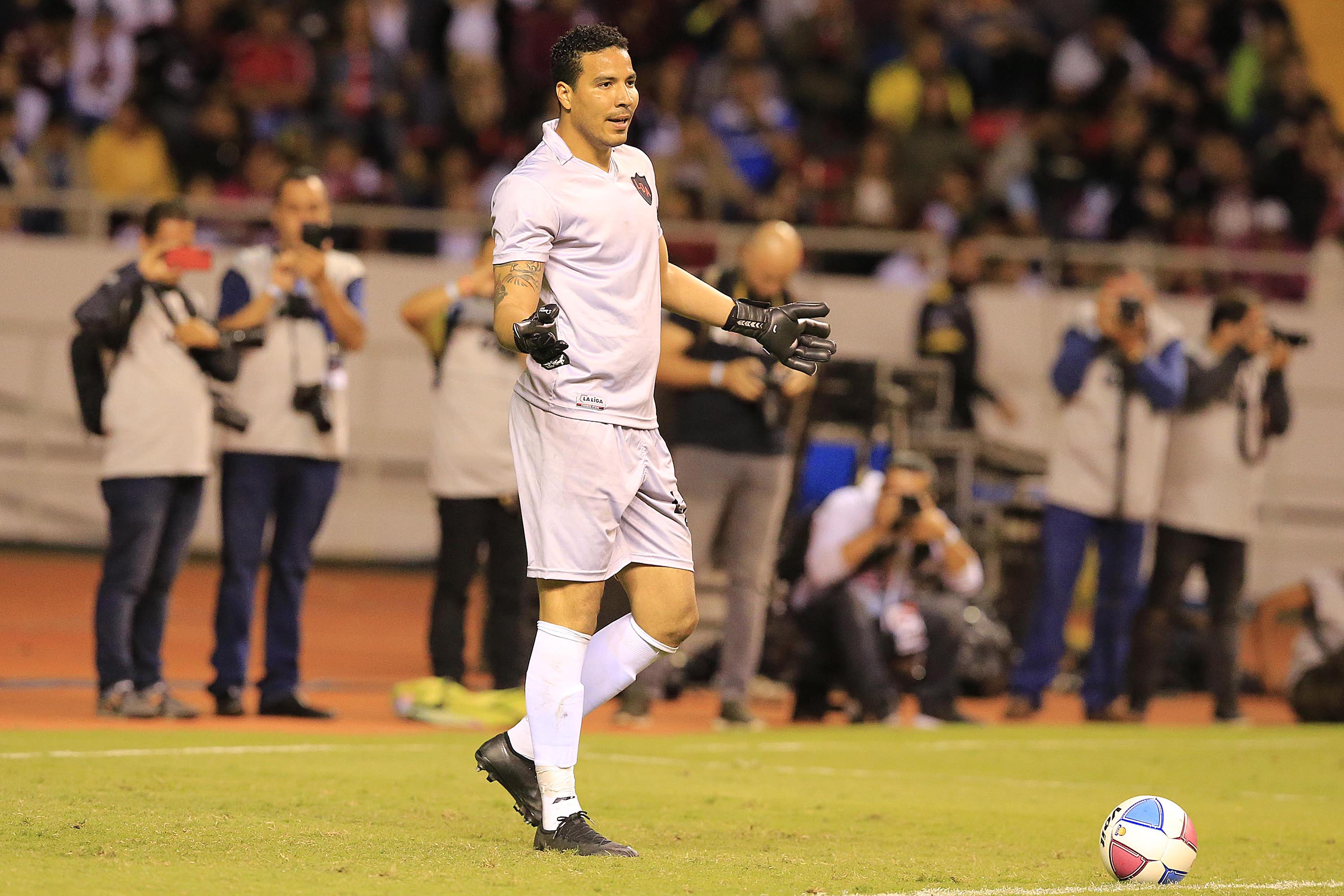 Esteban Alvarado solo jugó los 90 minutos por la vida en su paso por Alajuelense. Foto: Rafael Pacheco